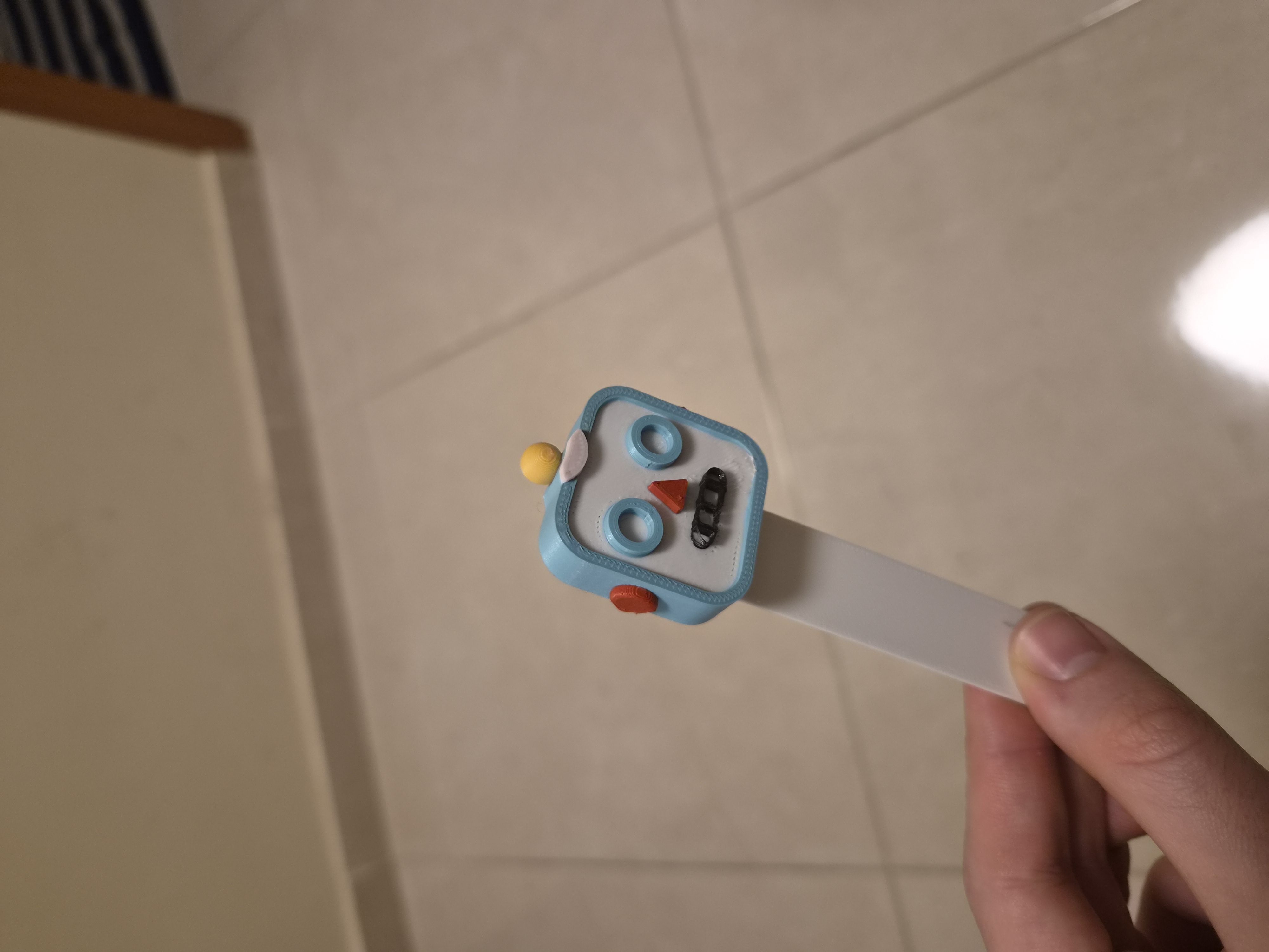 Robot Emoji Bookmark — thumbnail 2