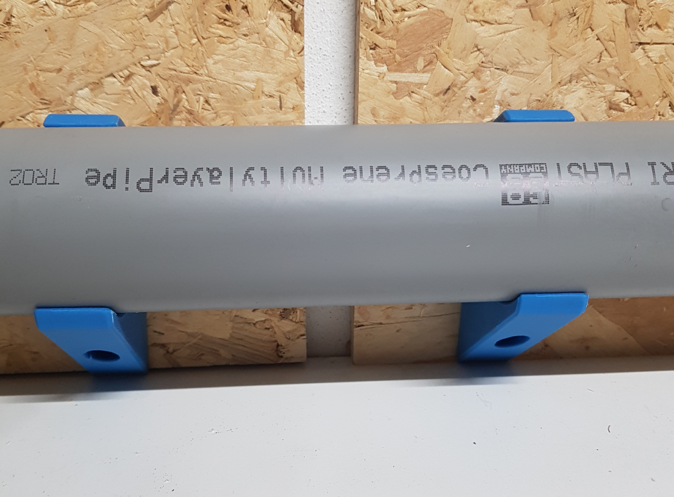 DN50 pipe wall horizontal support