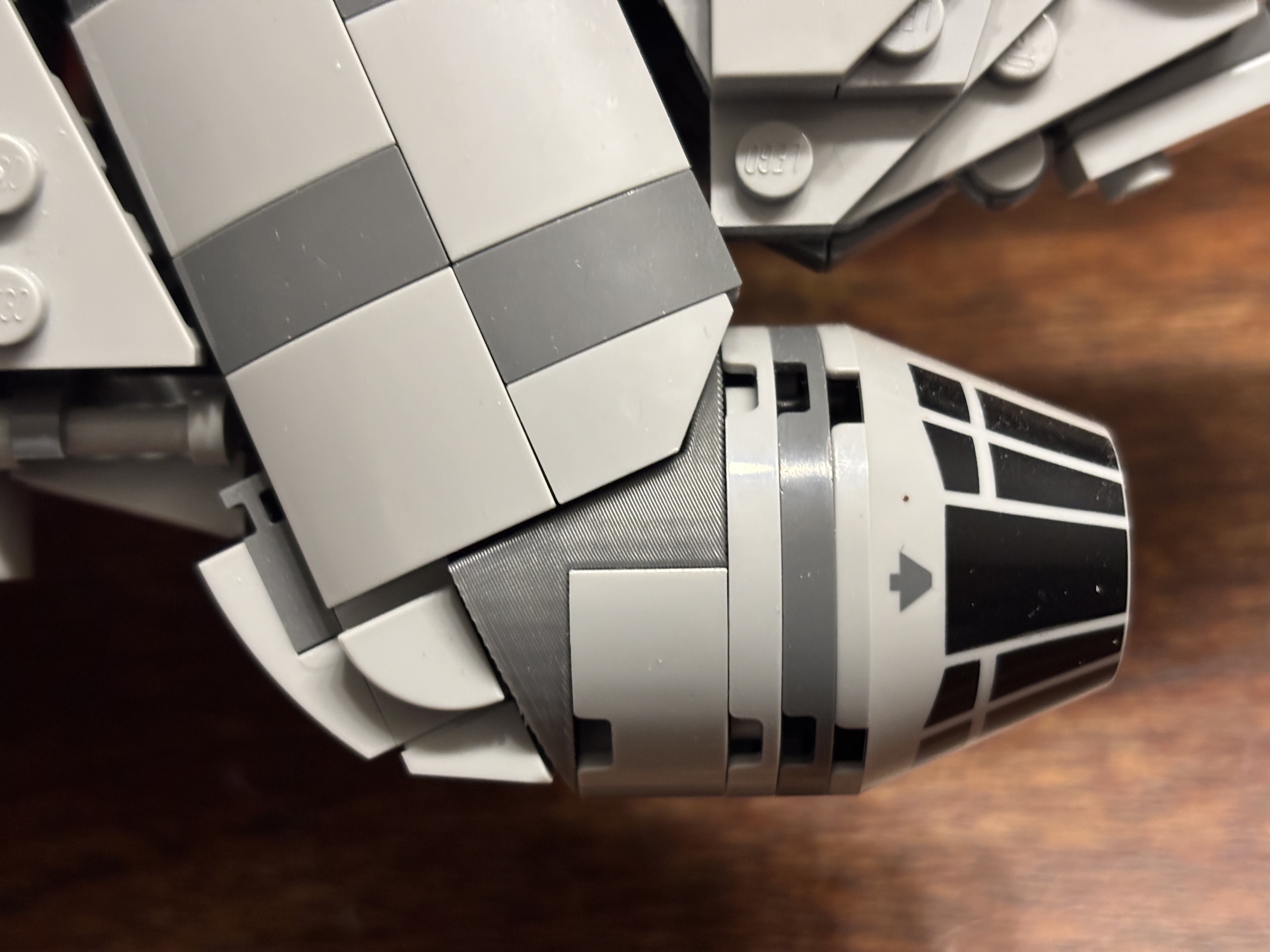 LEGO Millennium Falcon 75375 full Cockpit filler