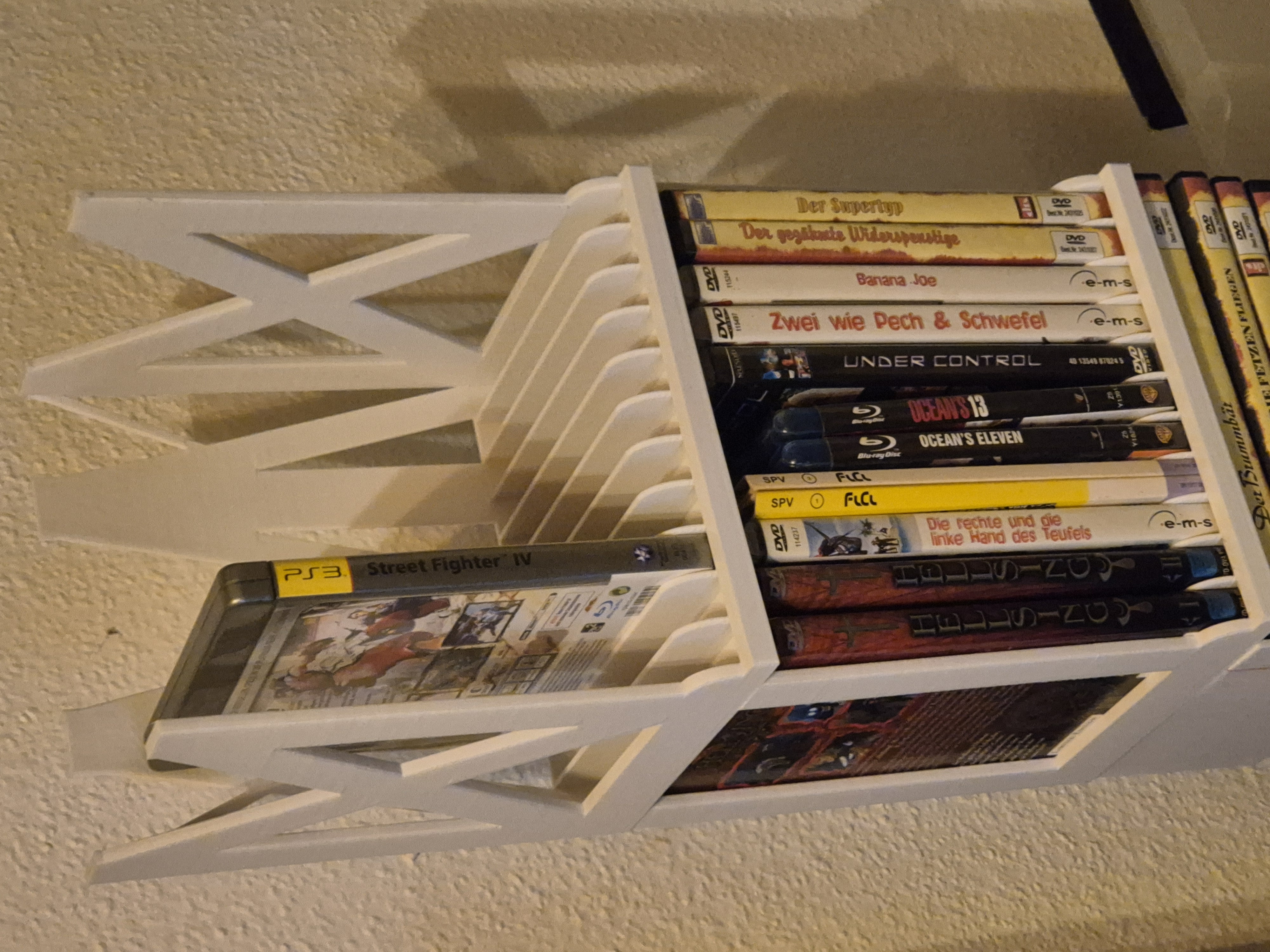 DVD/BlueRay/PS Games Rack