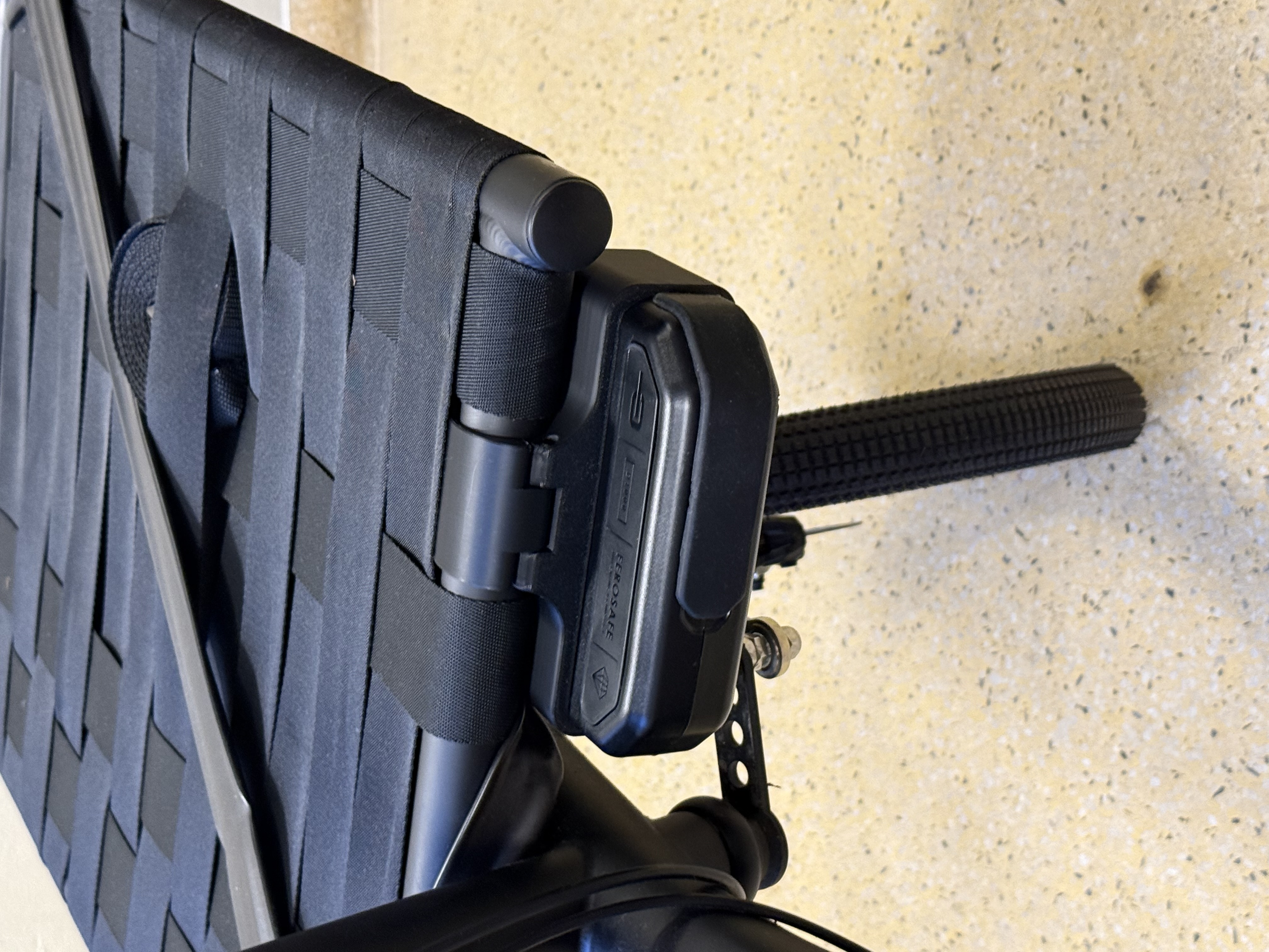 Hiplok d1000 holder for omnium cargo bikes