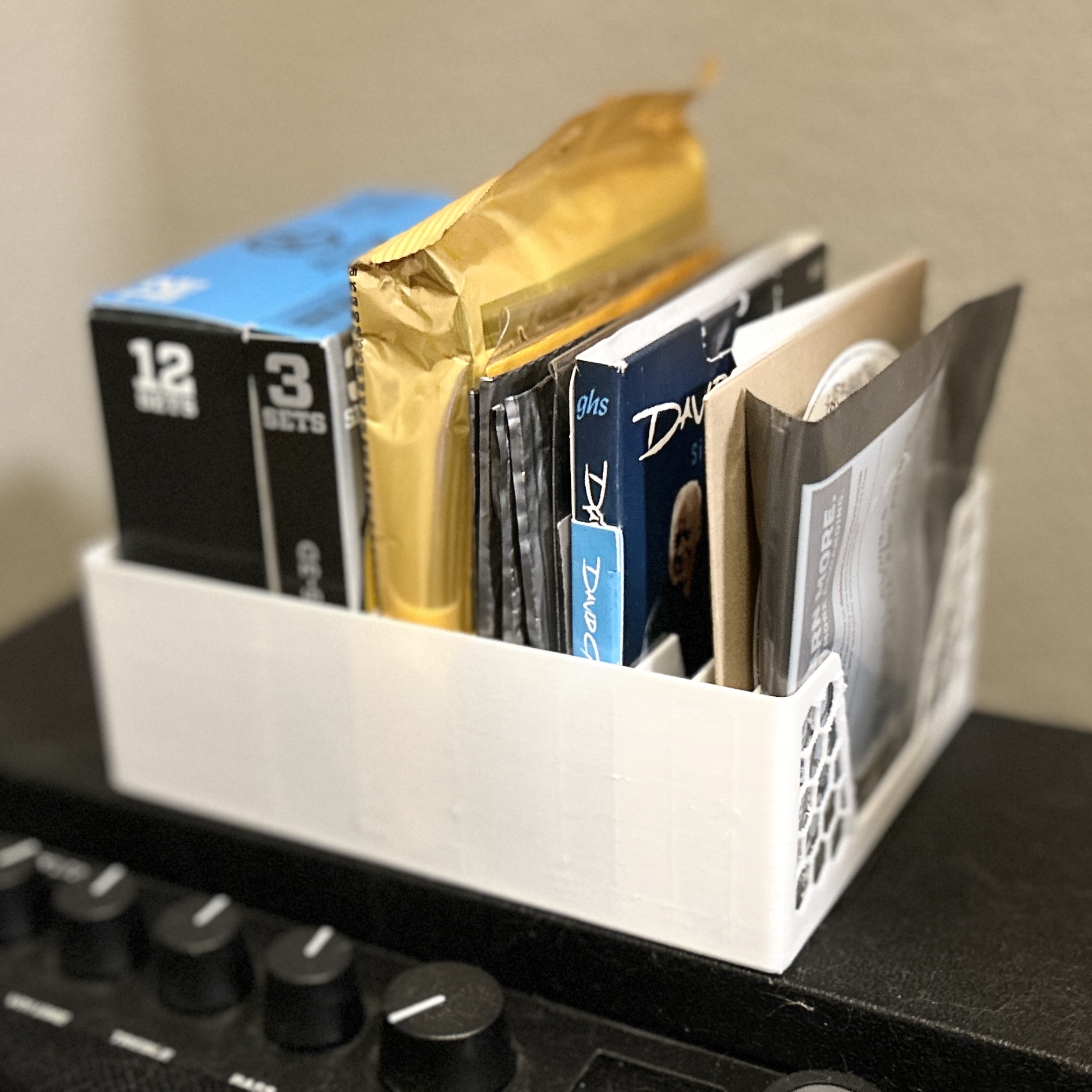 Guitar String Holder/Organizer (with and without Gridfinity)