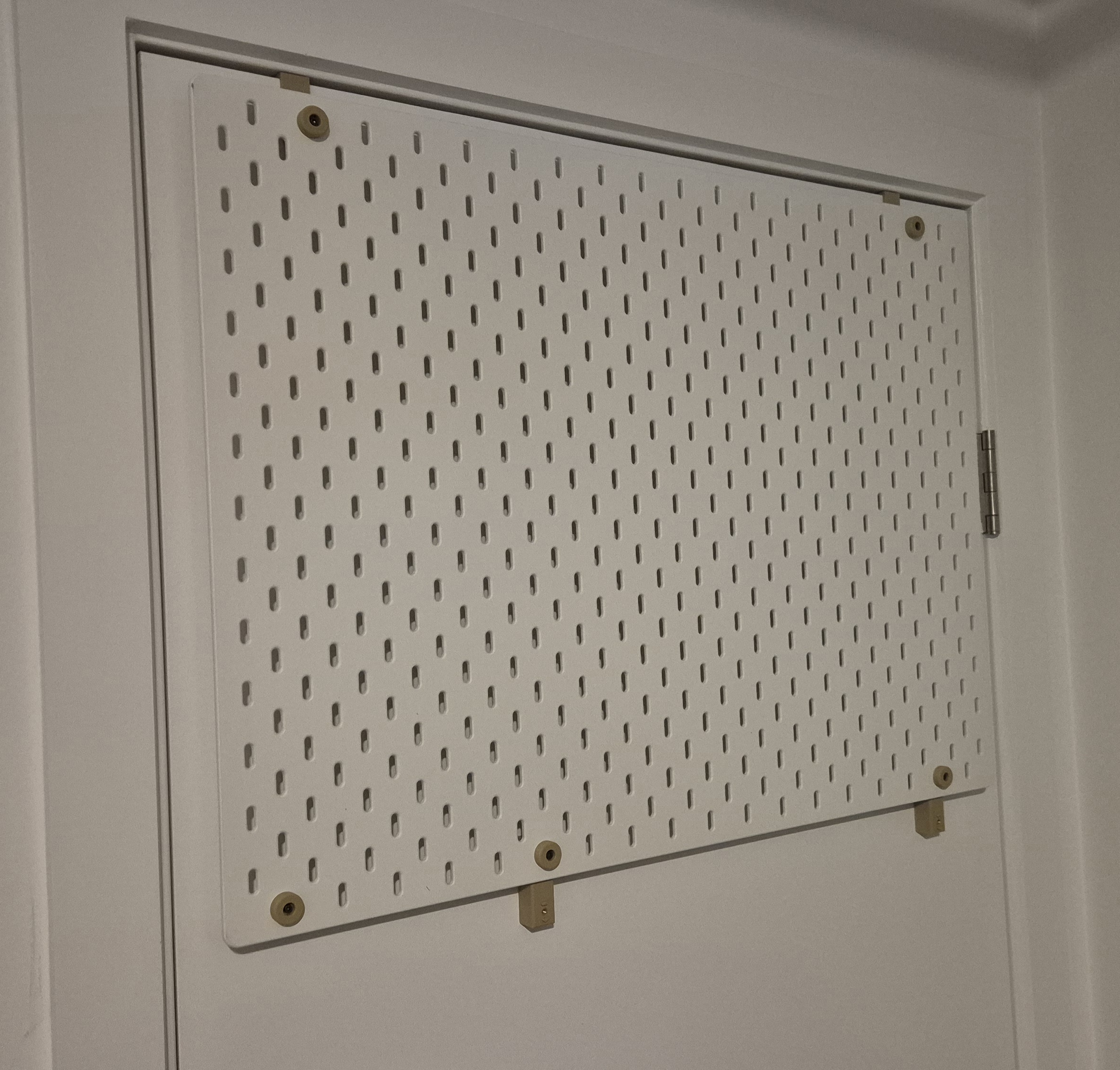 Skadis Door Mount