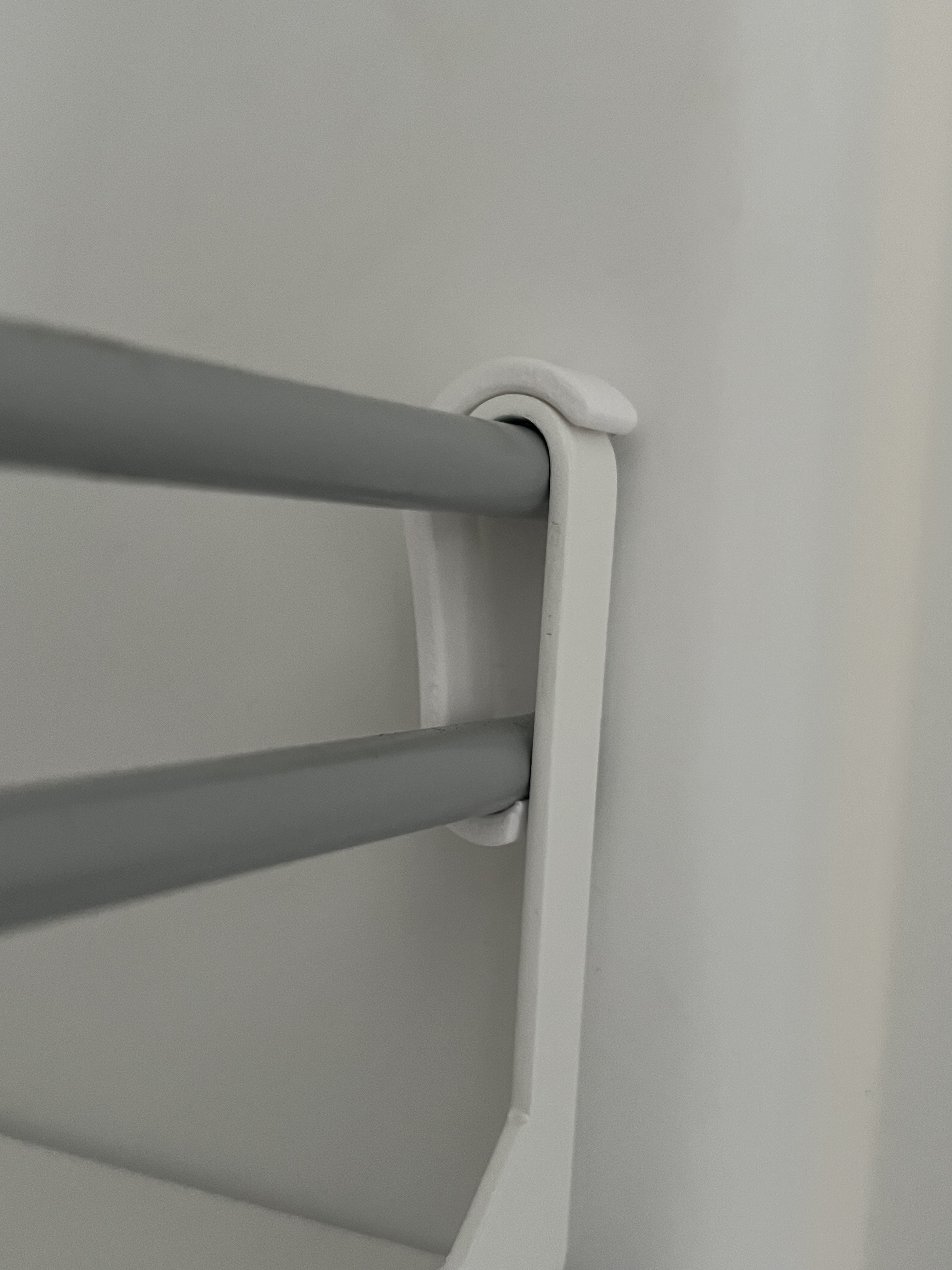 Clip-In-Sicherung für Badregalfach - VW Grand California 600