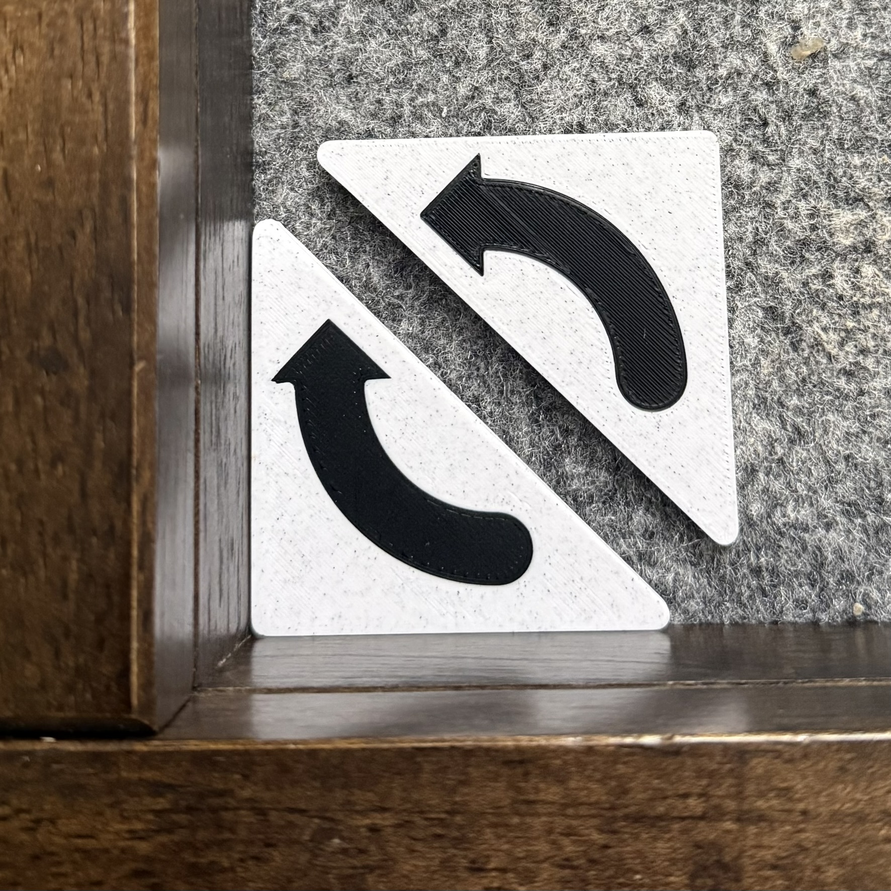 Flippable Turn Order Reminder V2