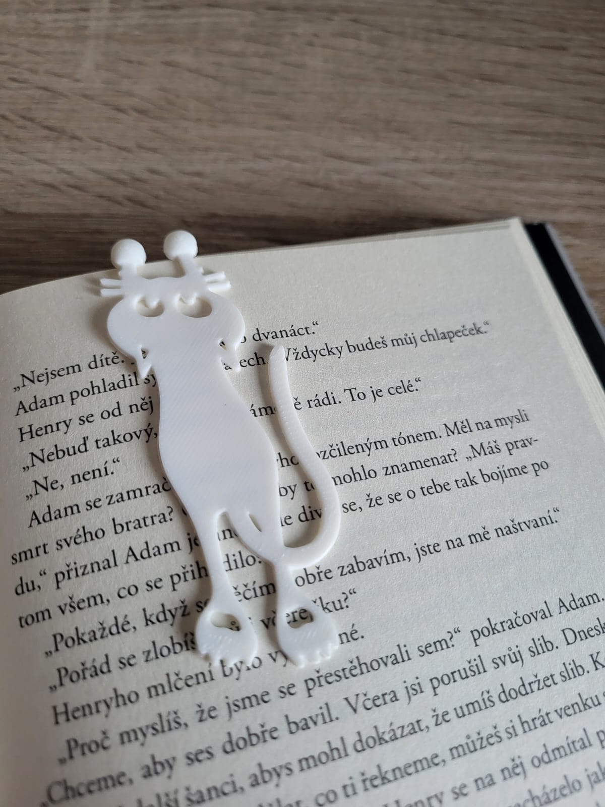 Cat  bookmark