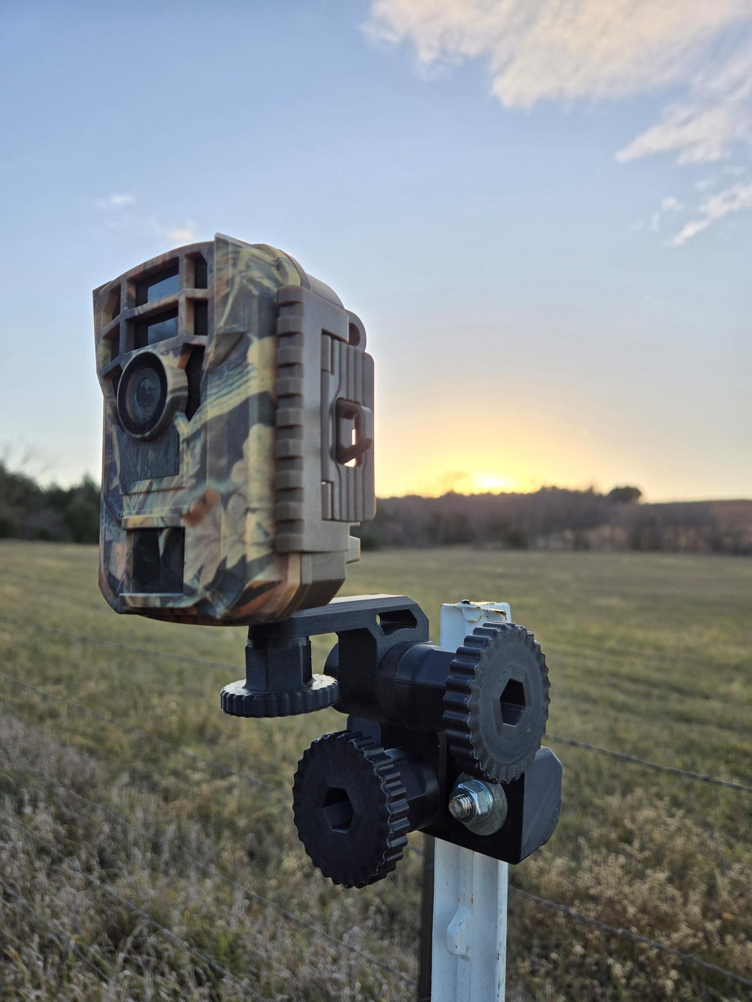 T-Post 1/4-20 Camera Mount
