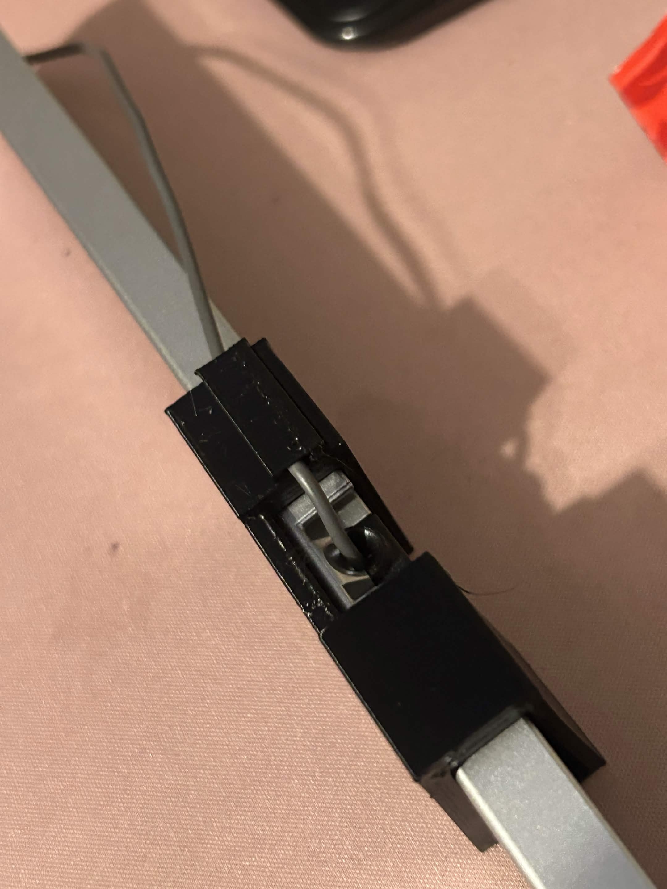 Wii sensor bar mount compatible with Onn TVs