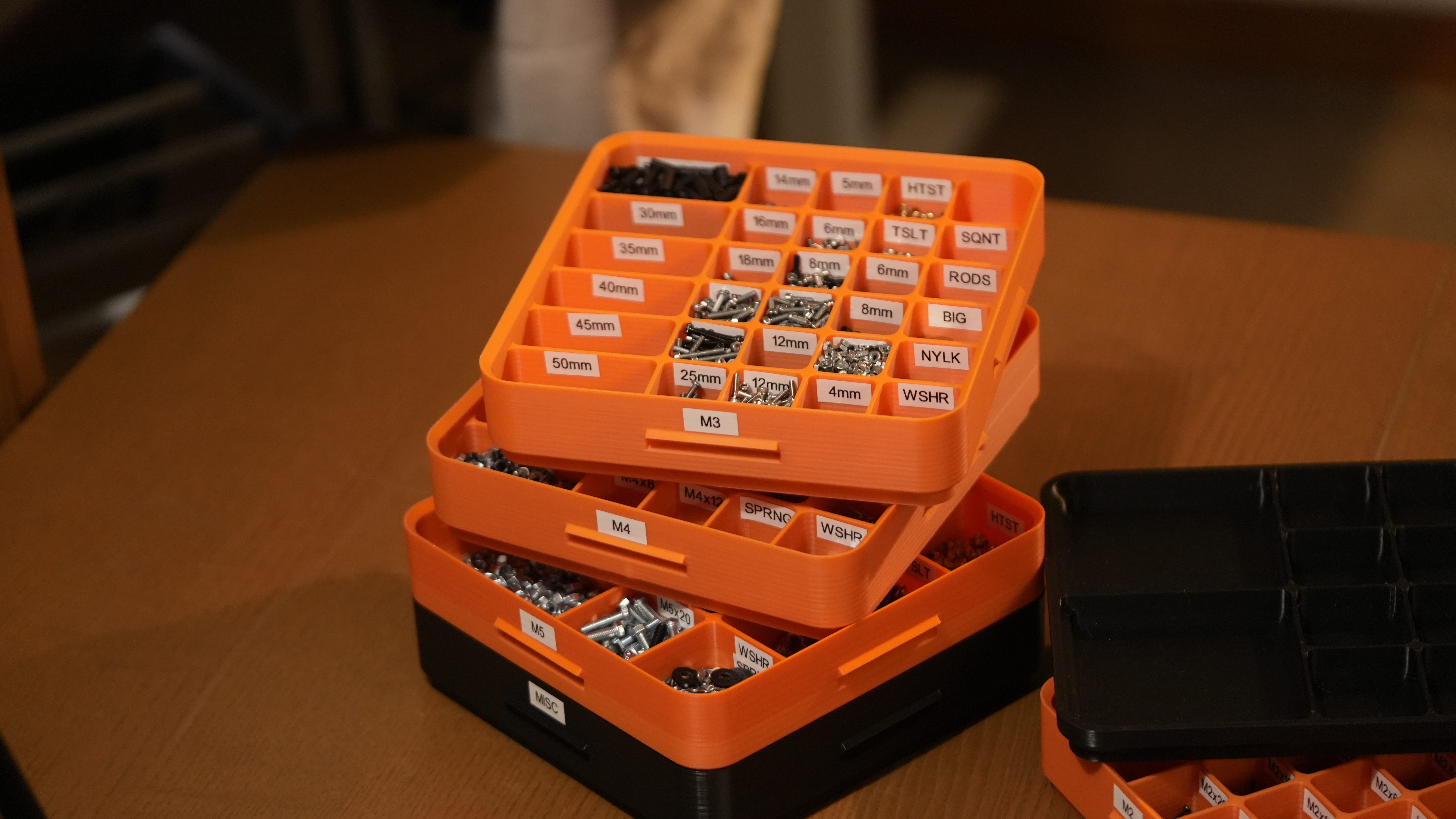 Miniatura 6 do modelo 3D Stackable Screw Organiser