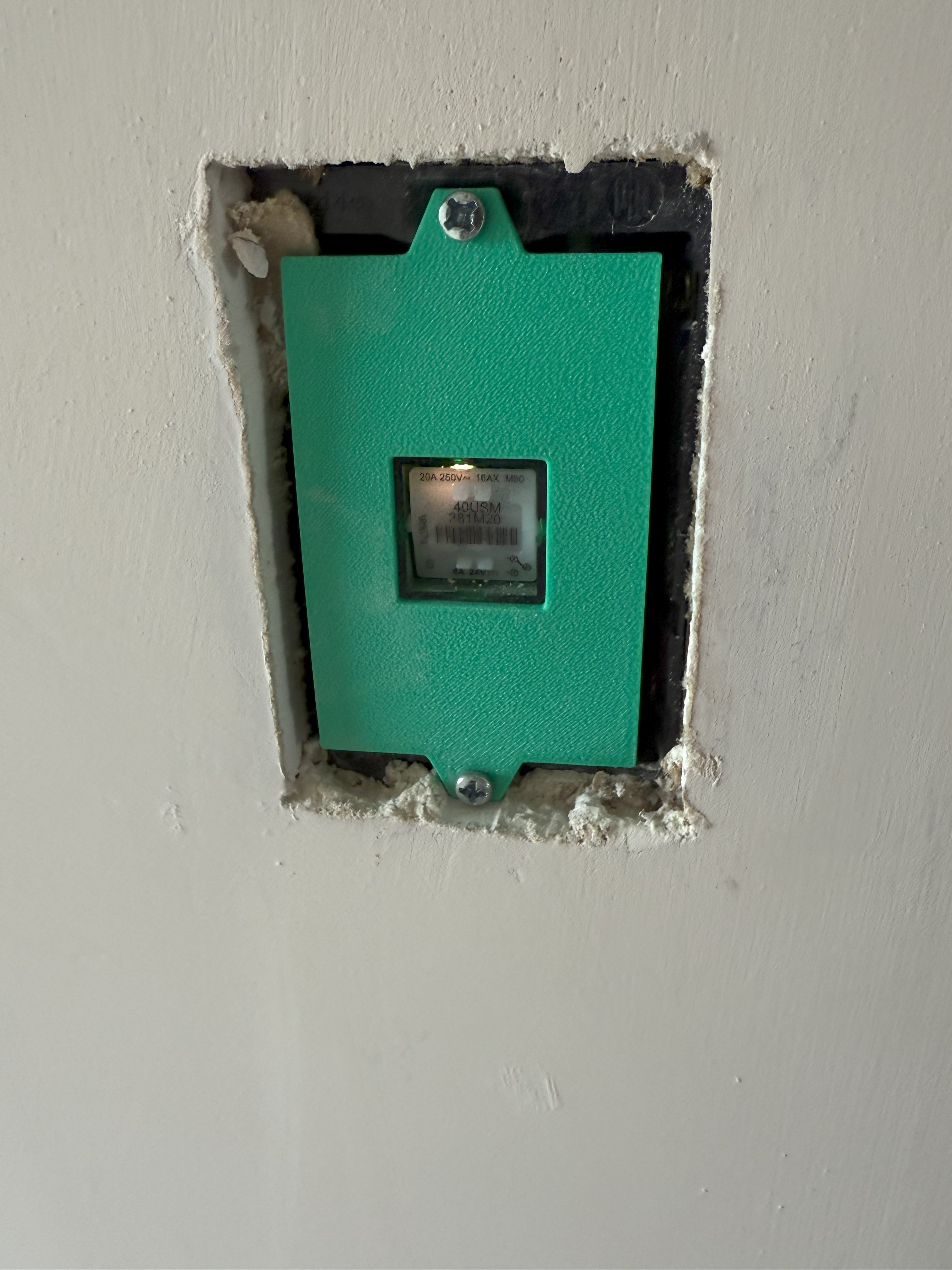 PDL/Clipsal Iconic Recessed Switch Holder for Paint/Stopping