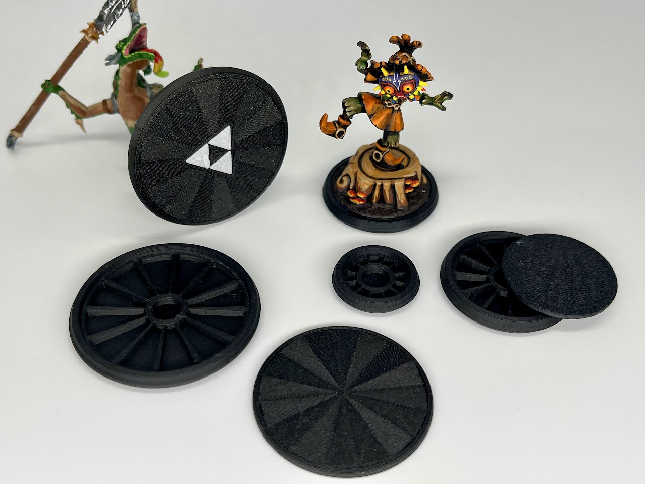 Zelda Decorative Miniature Base + Insert - magnet ready