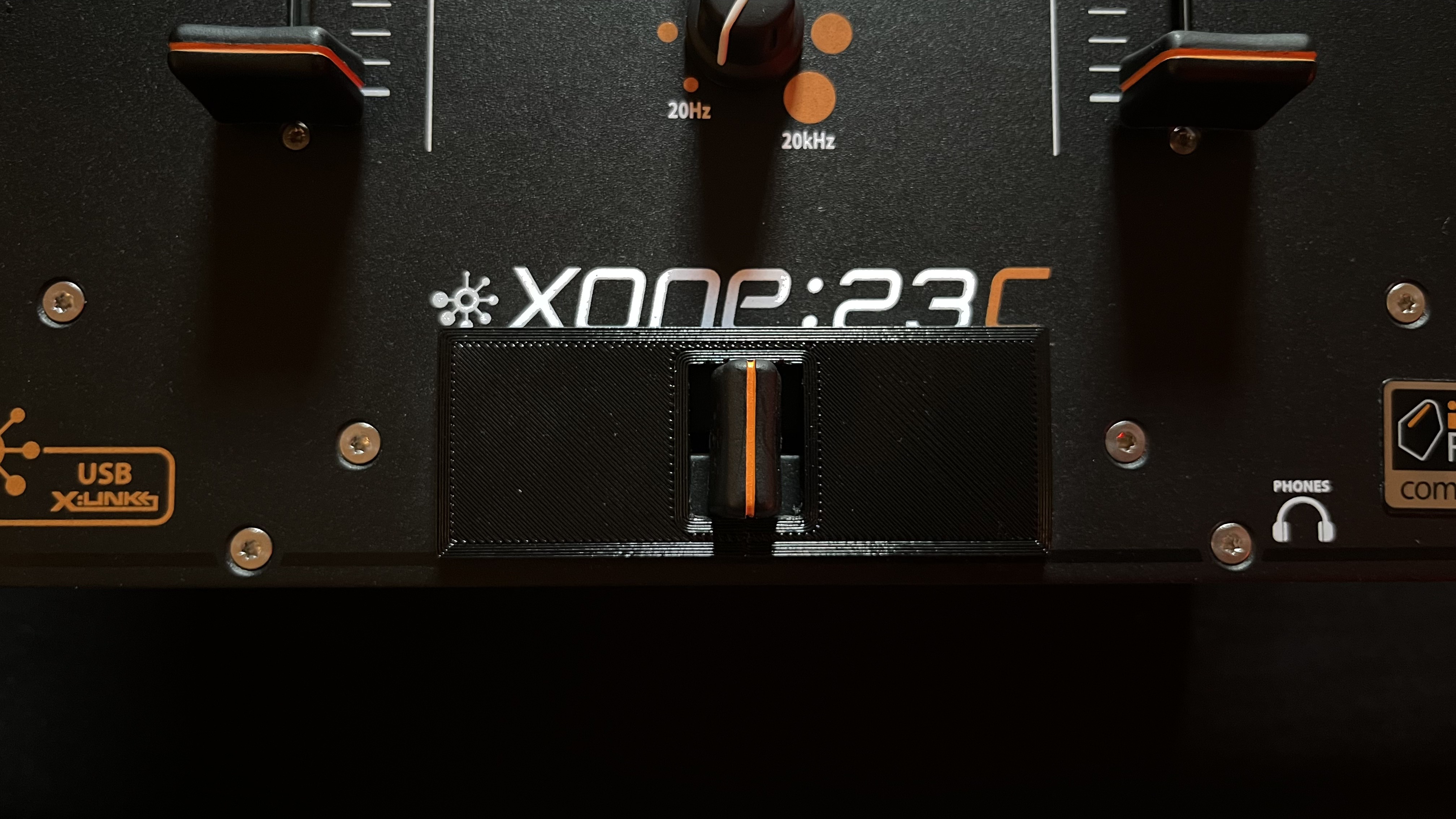 Allen & Heat Xone: 23/23C - Crossfader Lock