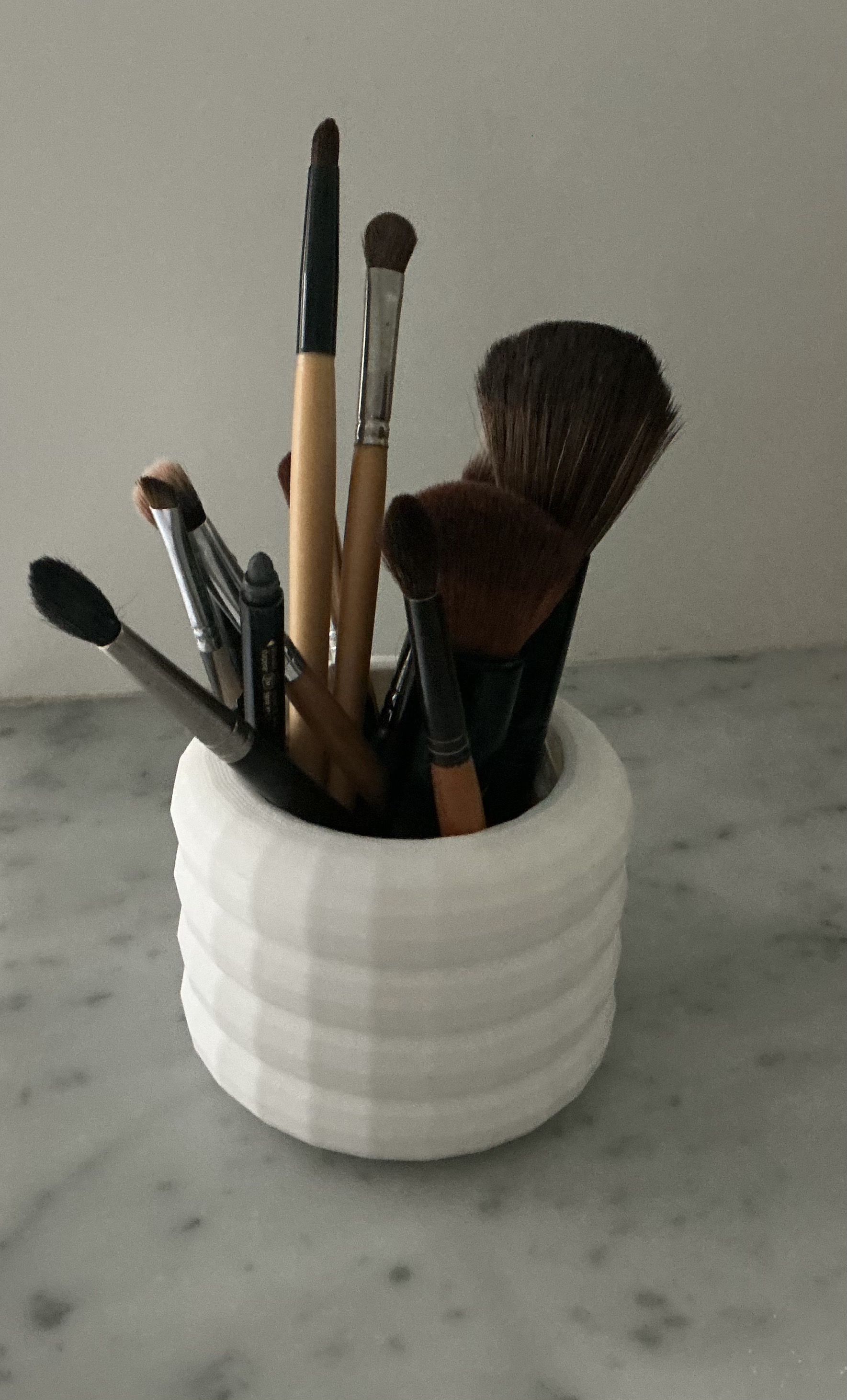 Makeup Holder