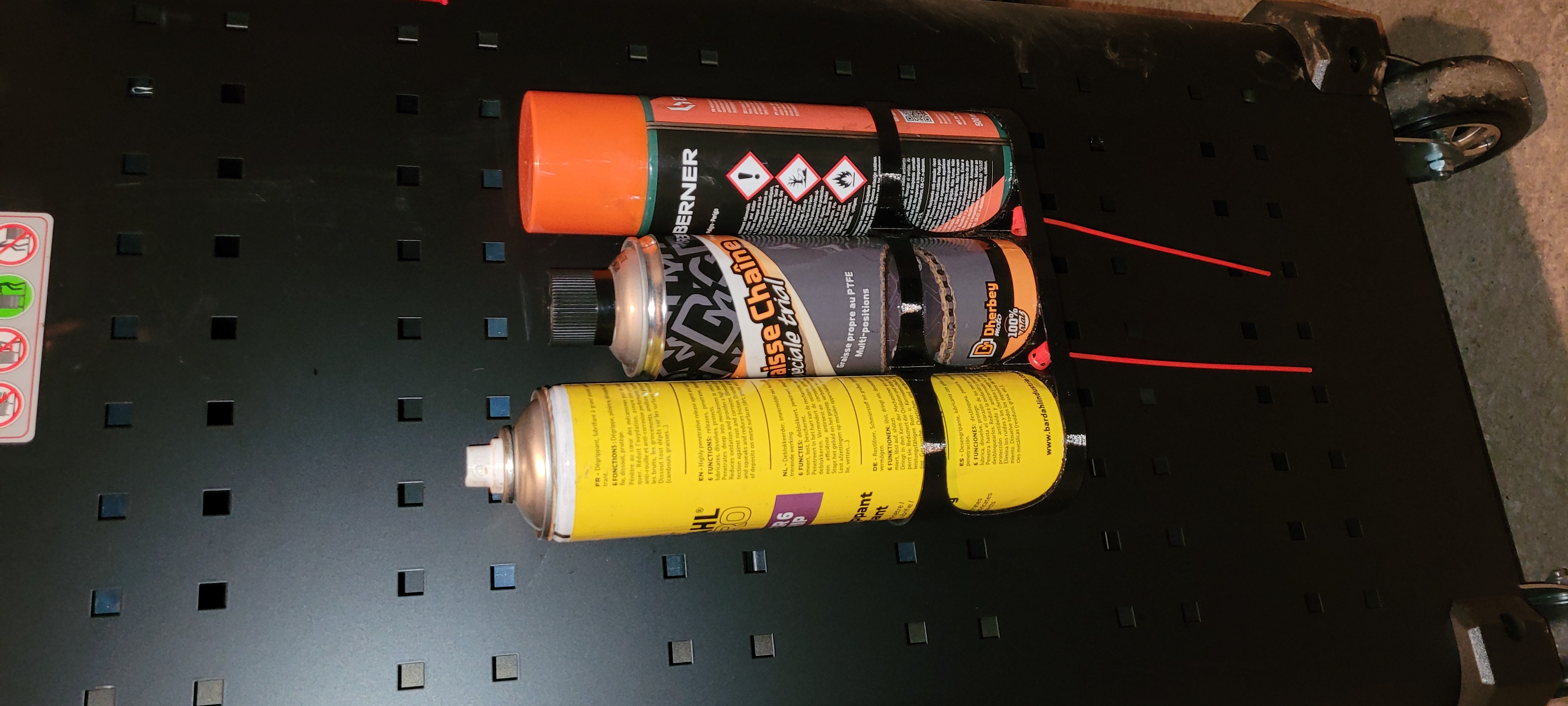 Spray can holder (workshop trolley mounted)