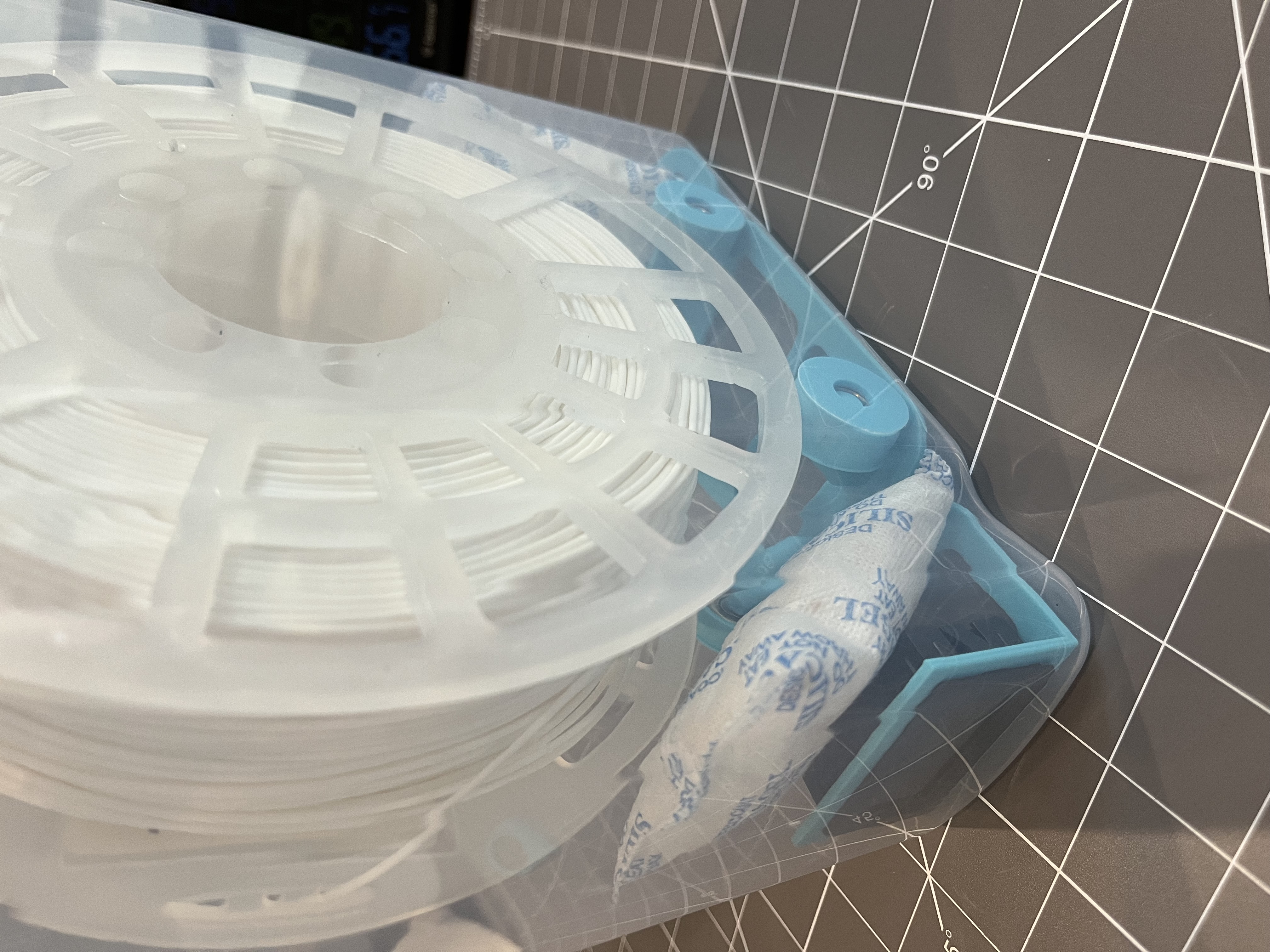 Dyna Dry Box / Filament Box 4L w. Round/Square Hydrometer & 50g bagged desiccant
