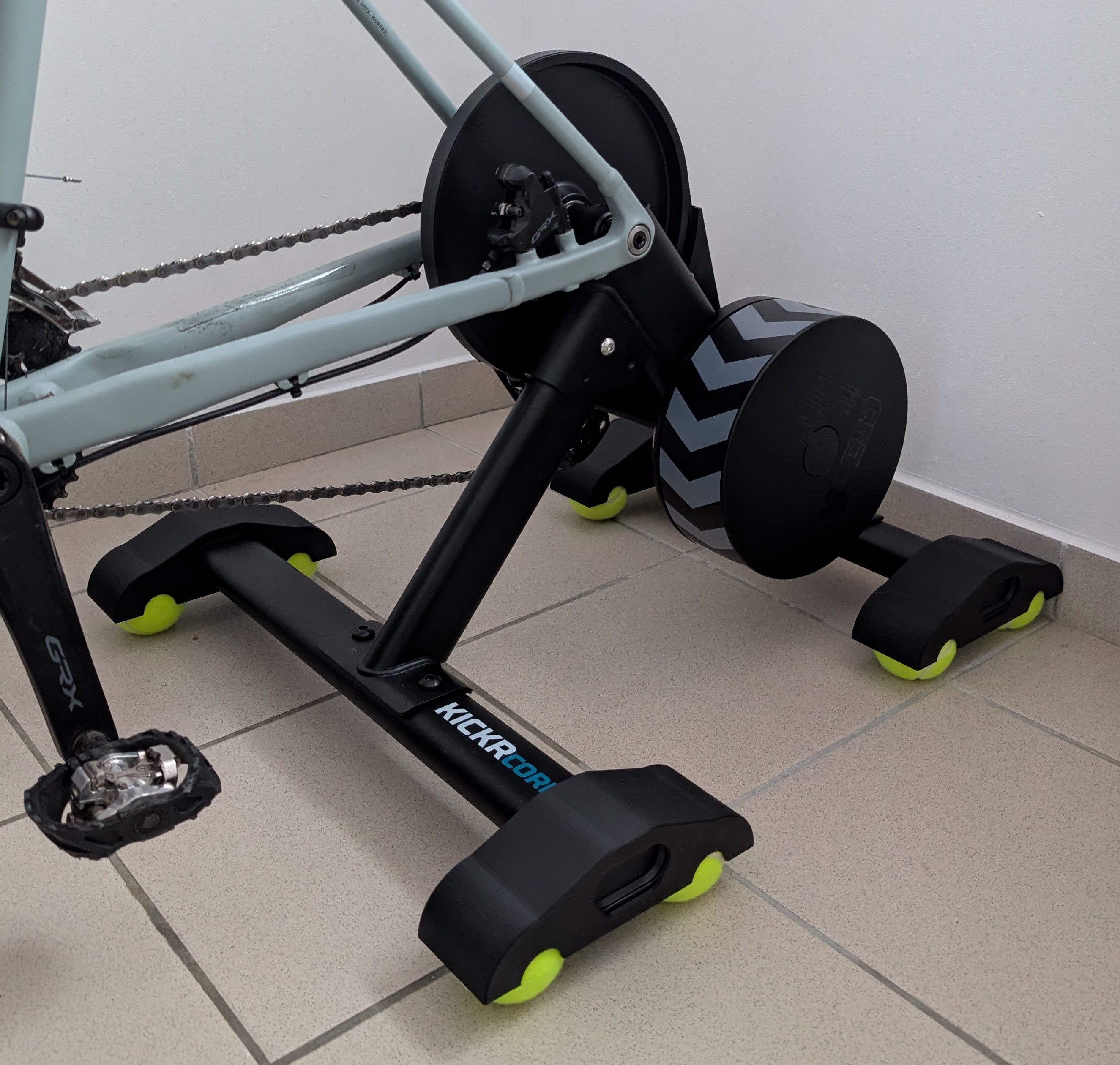 Wahoo Kickr Core V2 Rocker feet (Tennis ball)
