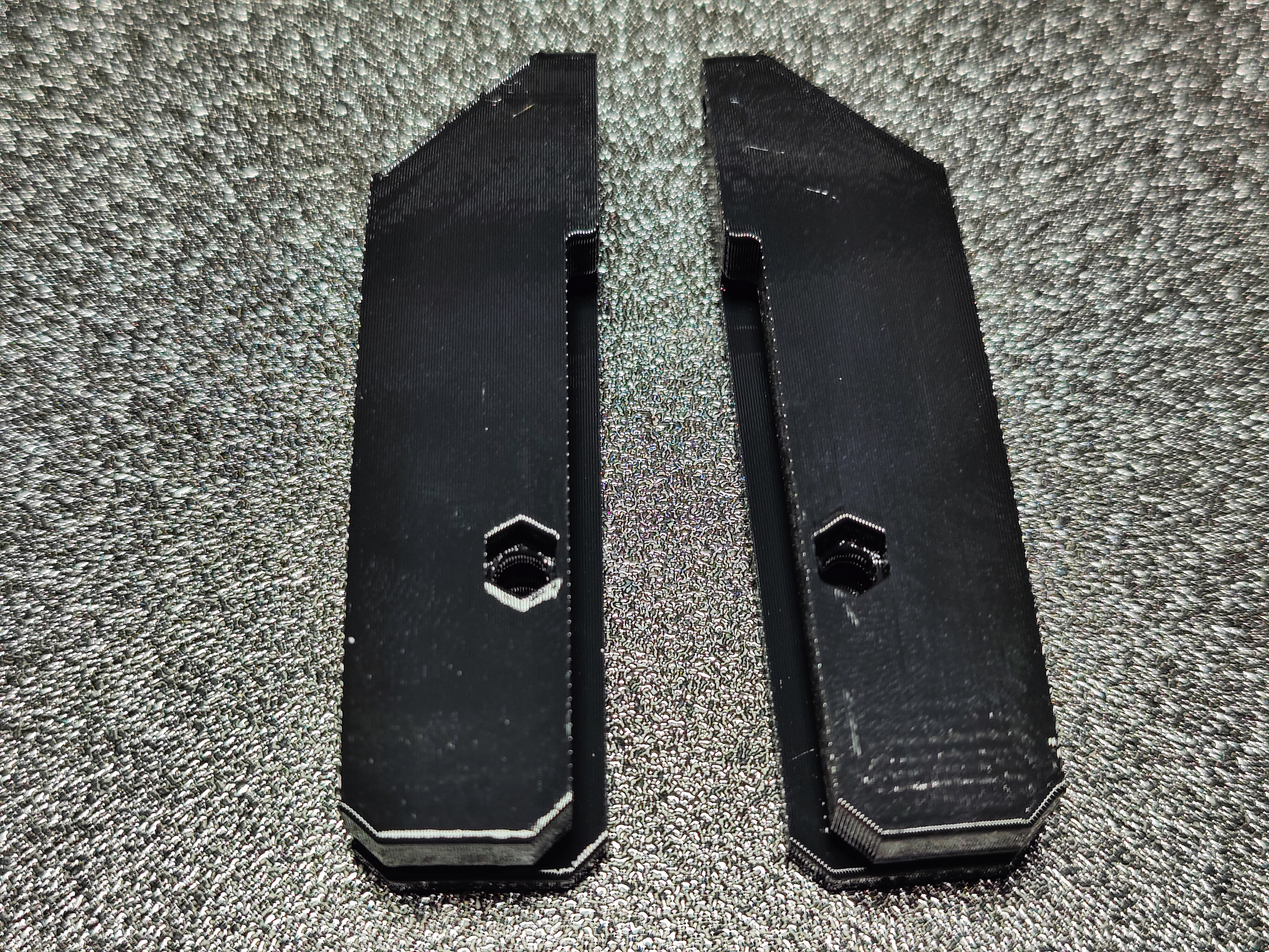 Miniatura 2 do modelo 3D Centauri Carbon Quick-Release Door Hinges - Beta