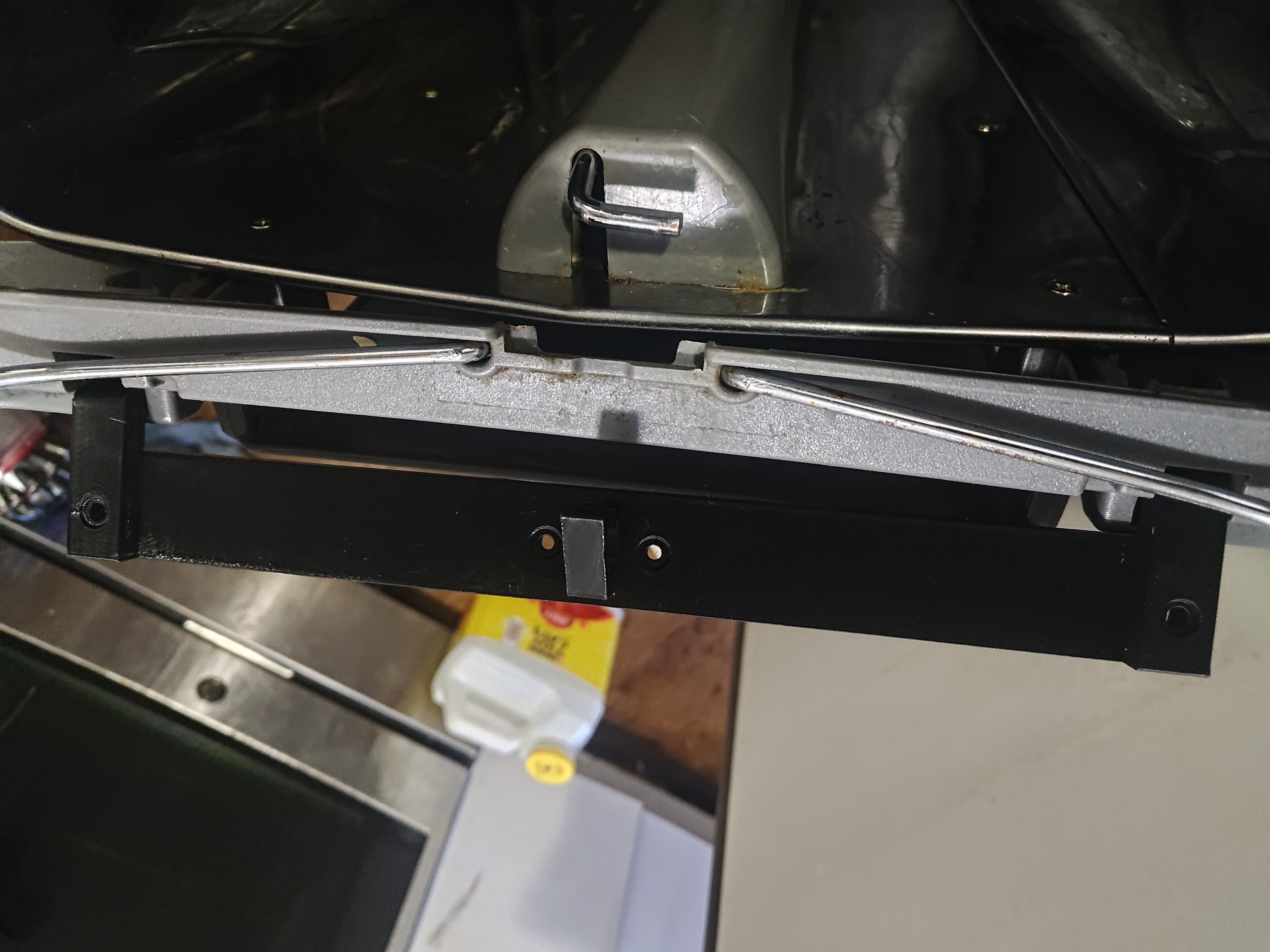 GLAD Trashcan Hinge