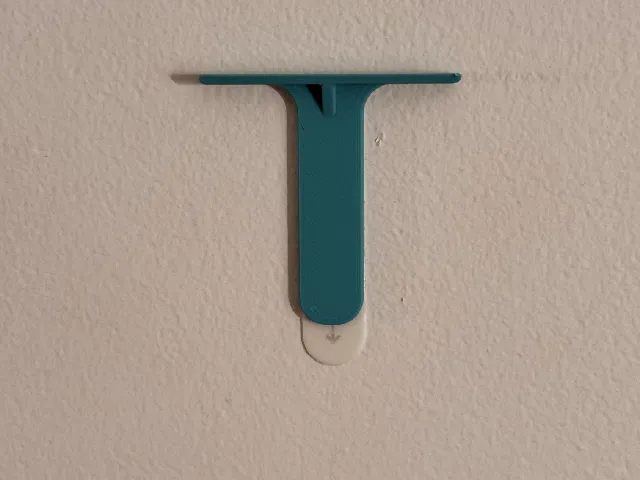 Picture Frame Hanger for 3M Command Strips