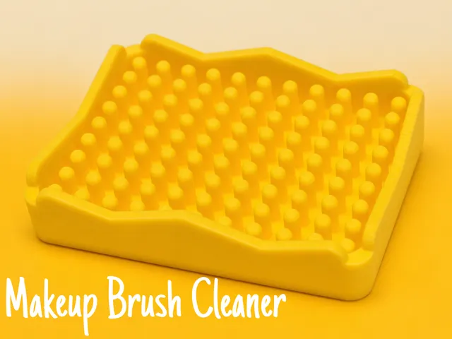 Makeup Brush Cleaner