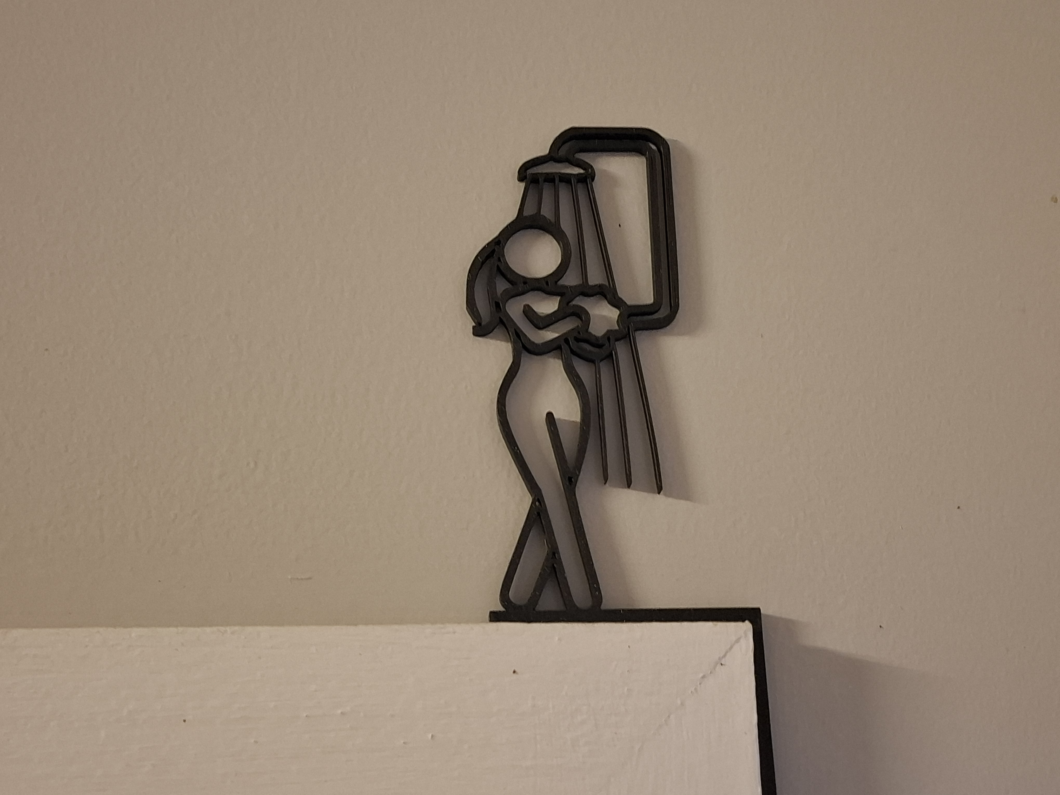 Female Shower Symbol – Door Frame / Architrave Corner Marker