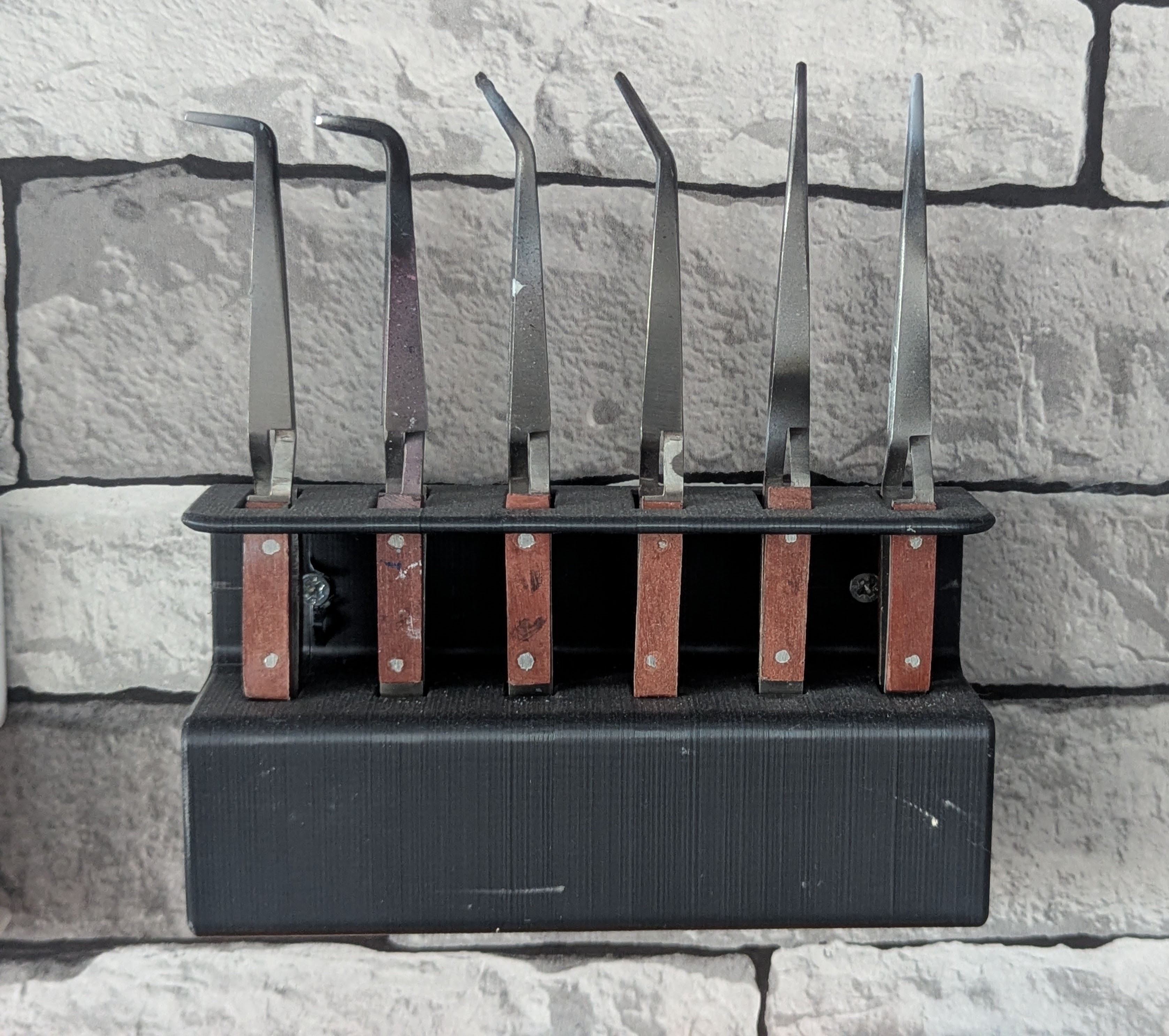 Reverse Tweezer Stand
