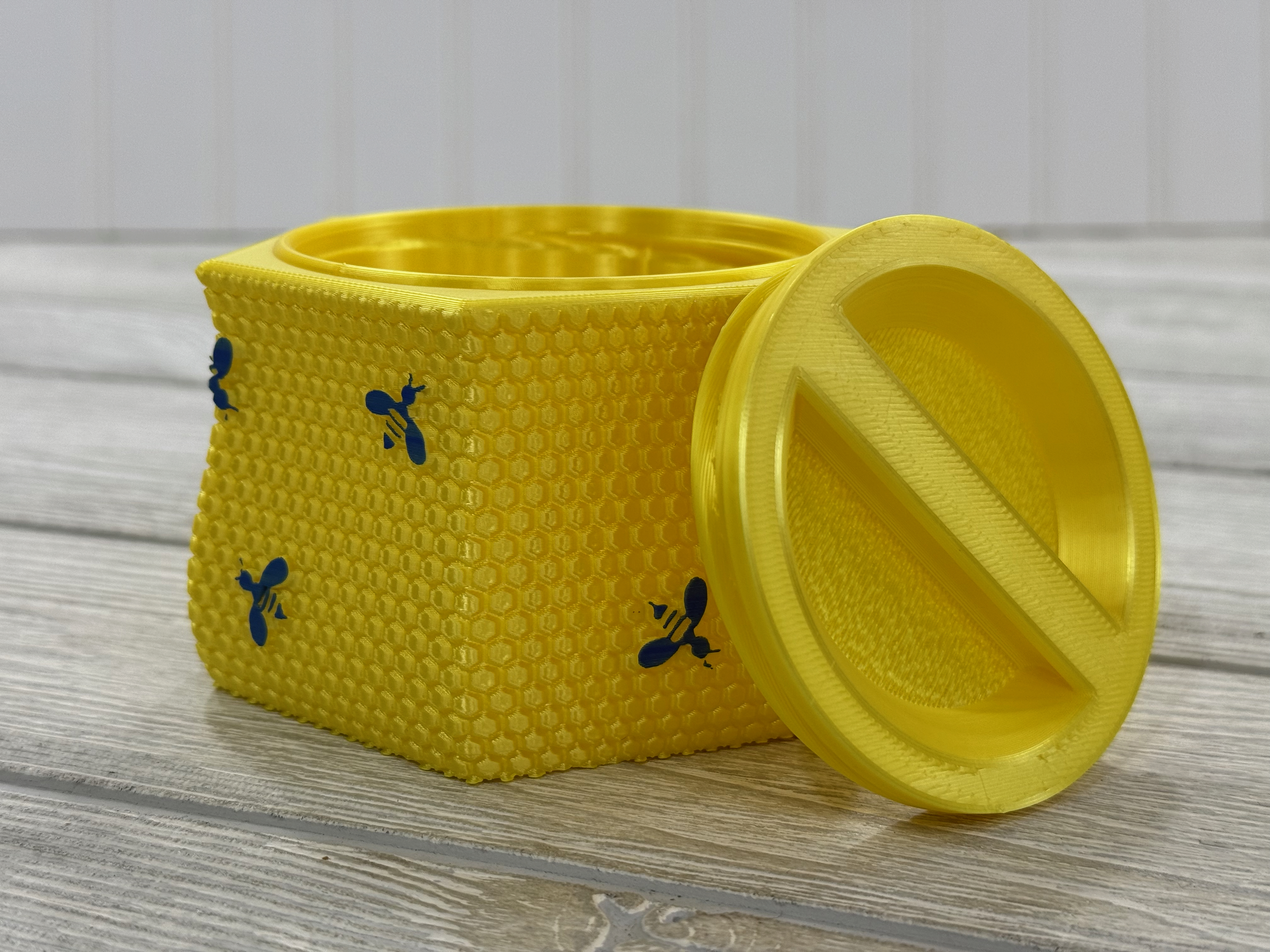 HexWave Container - Hive