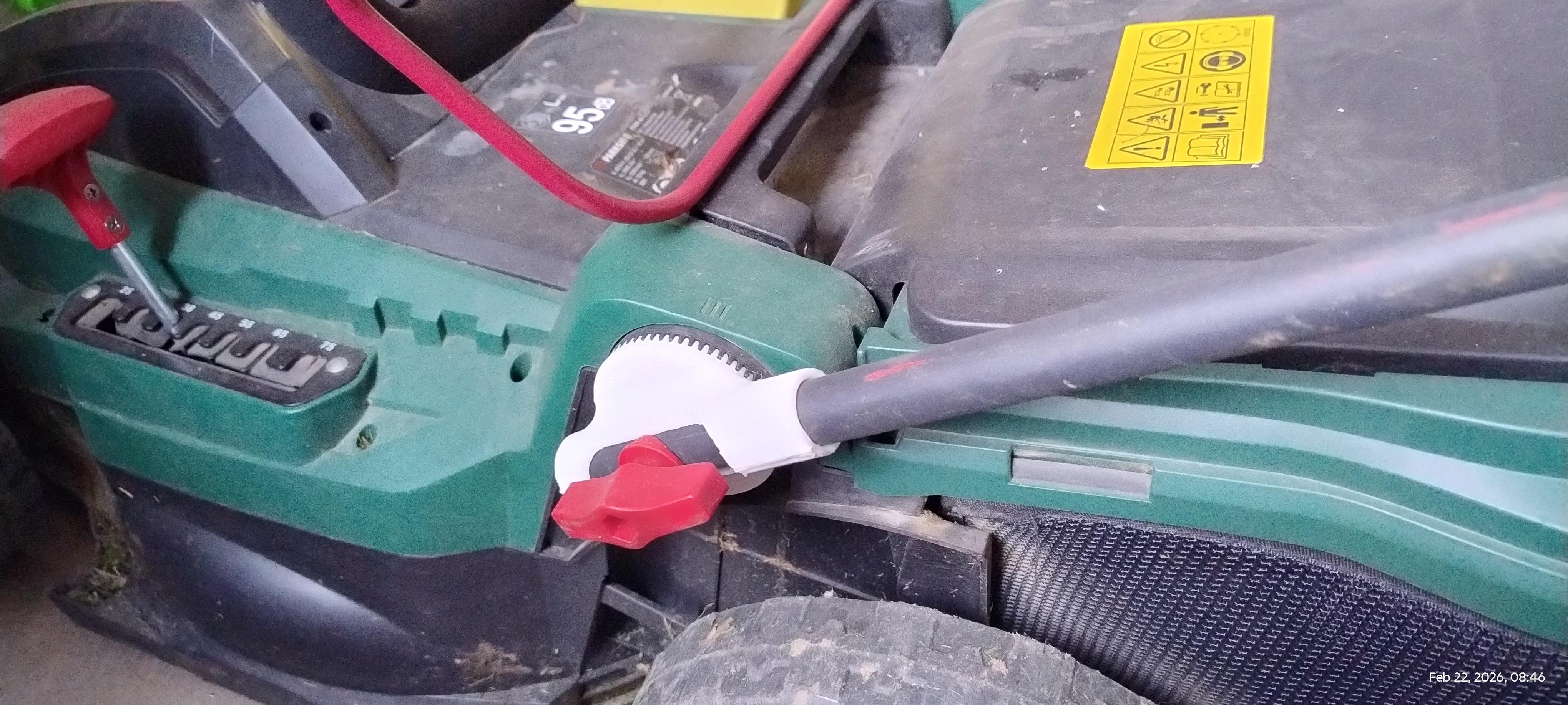 Warkside 40V lawnmower handle holder
