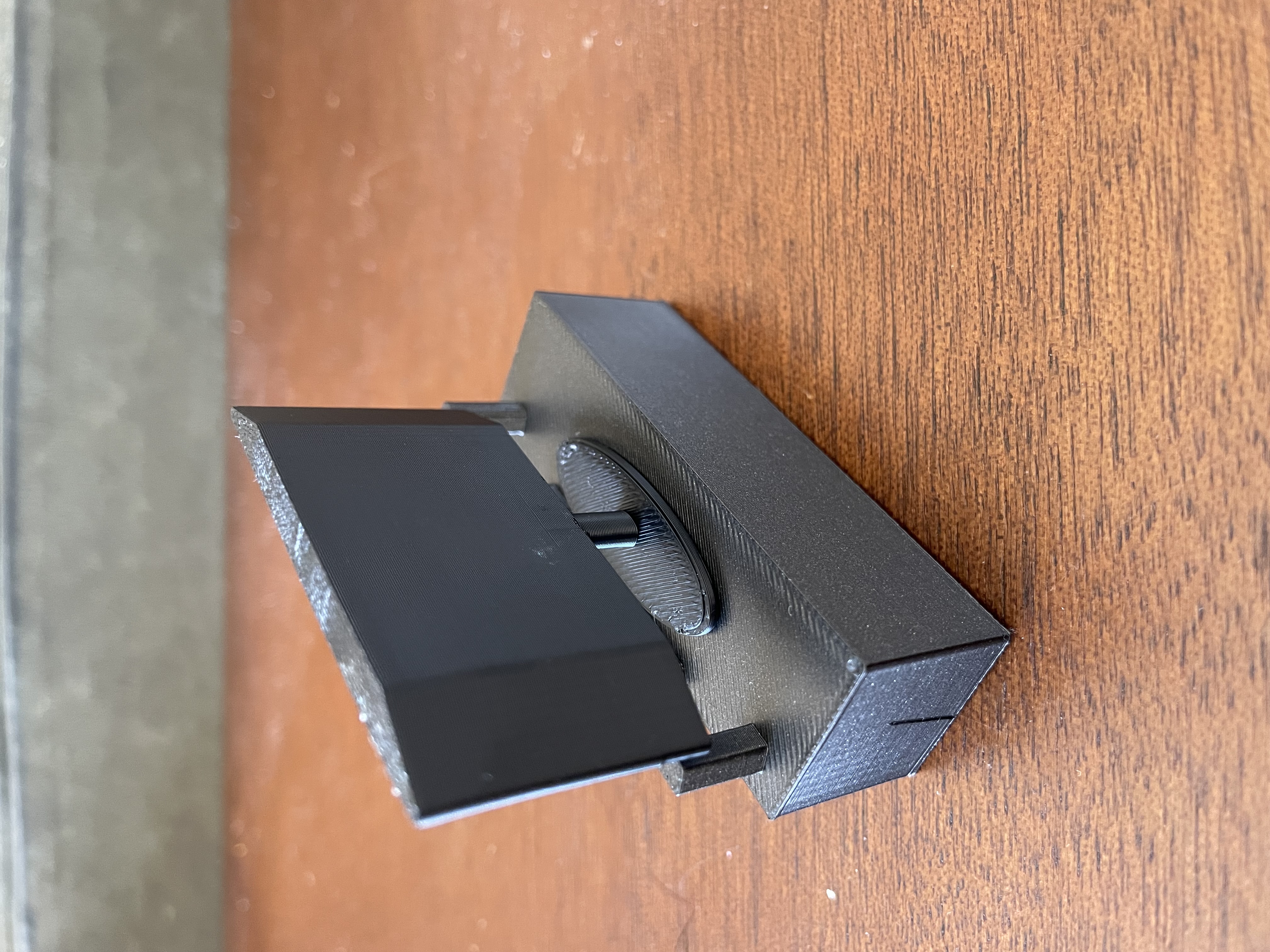 Miniatura 4 do modelo 3D Mini TV with Stand