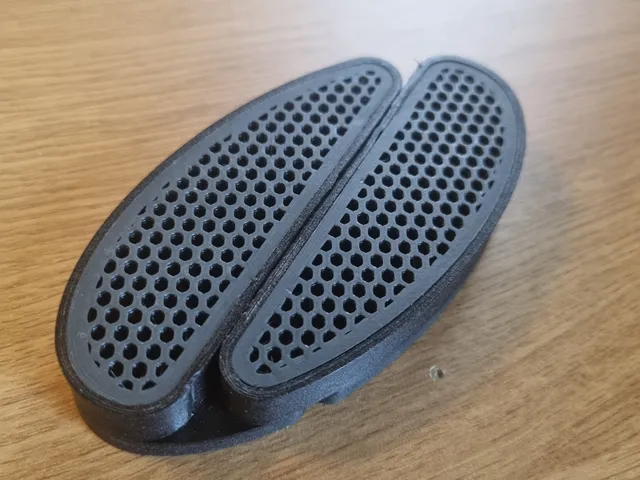 Compact laptop stand 3cm rise