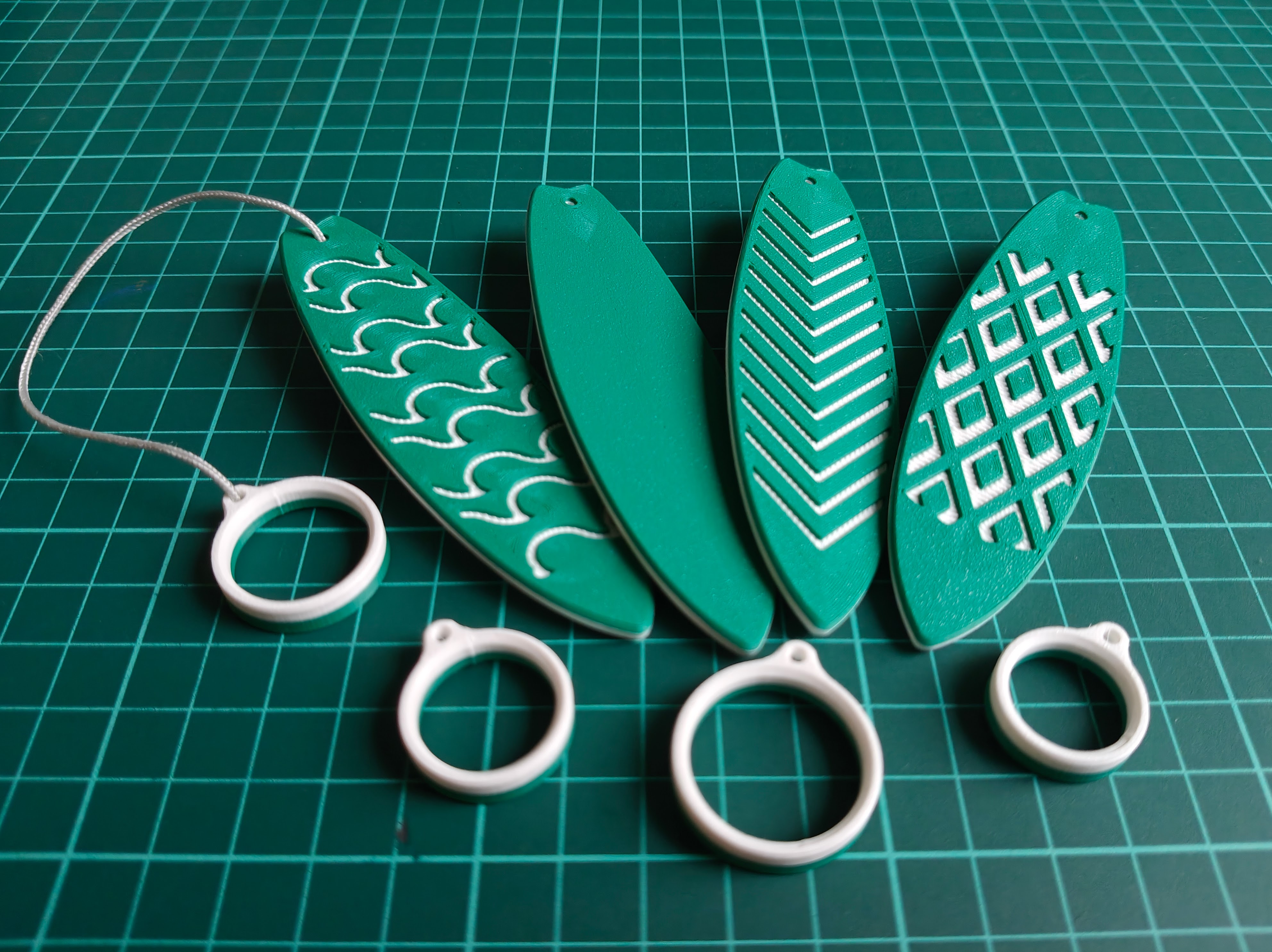 Miniatura 2 do modelo 3D Finger Surfboard
