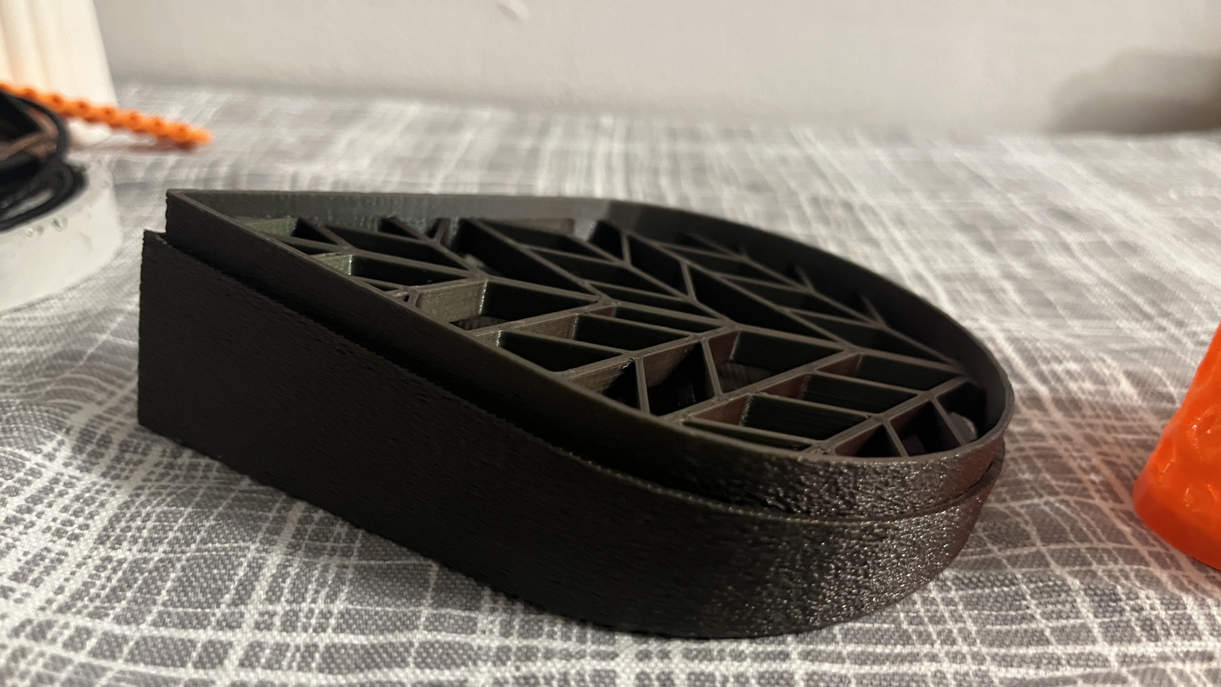 Miniatura 4 do modelo 3D Leaf like soapbox