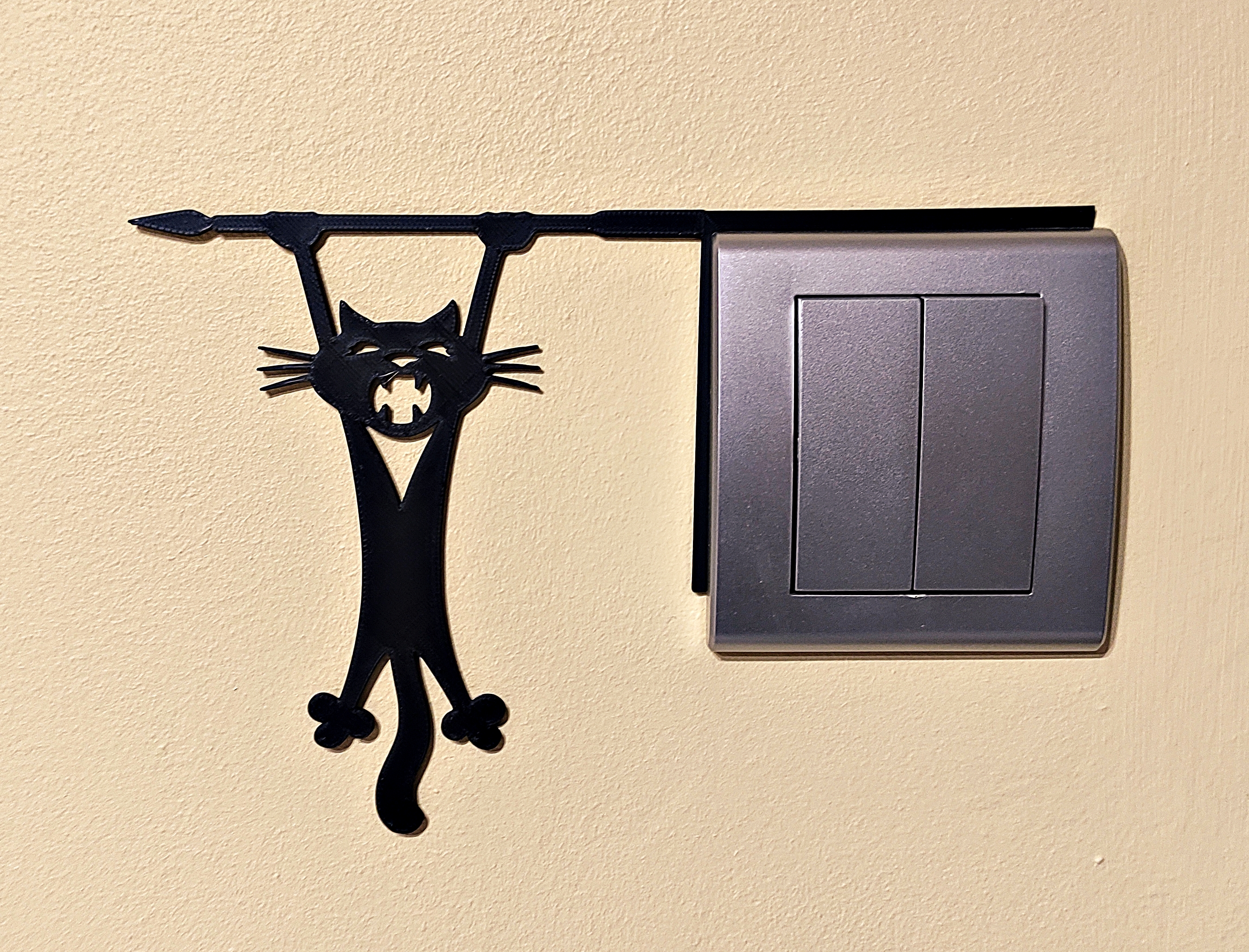 Decorative 3D Light Switch Cover – Falling Cat 4