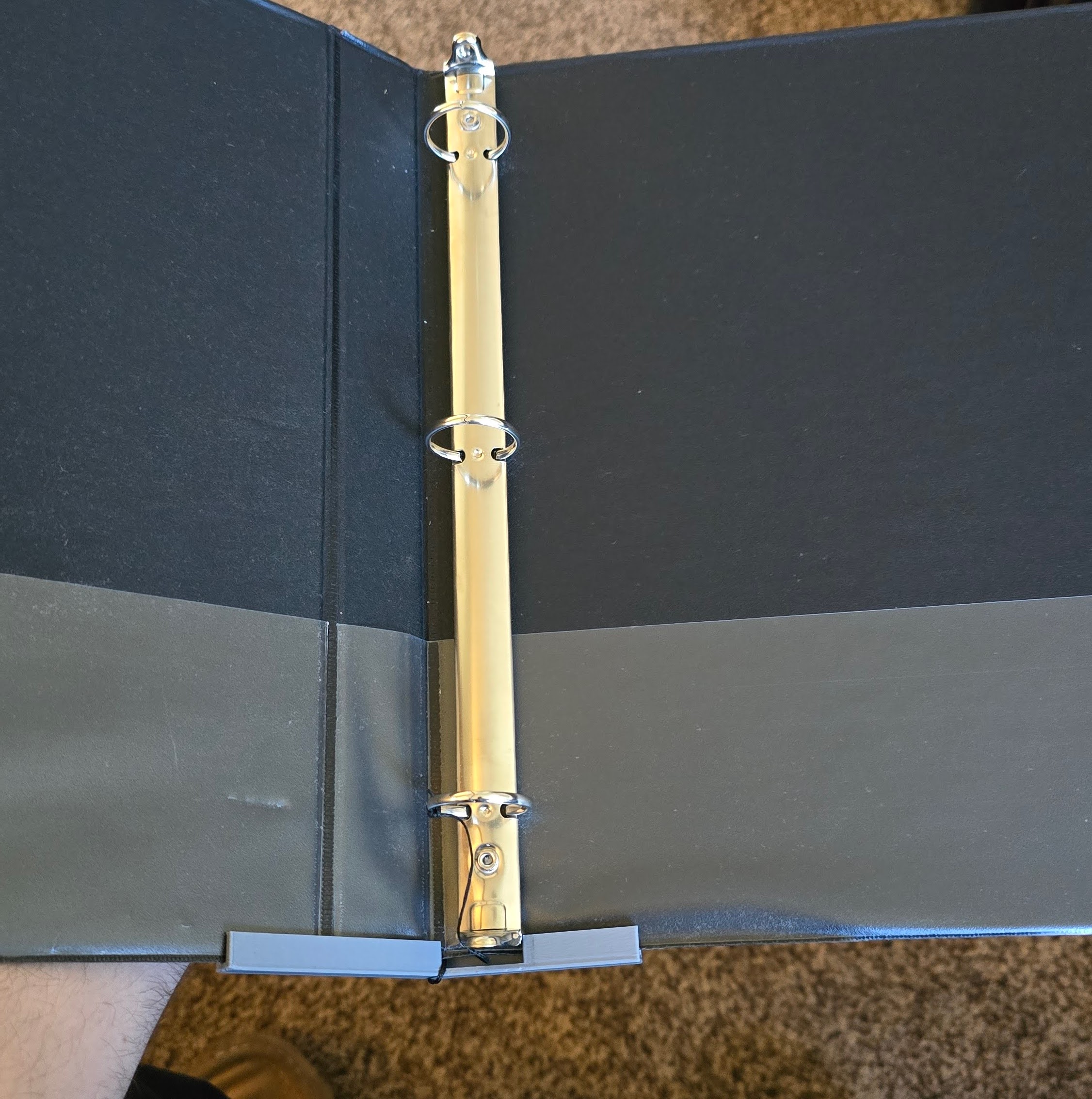 3-Ring Binder Open Retaining Clip for One-Handed Use