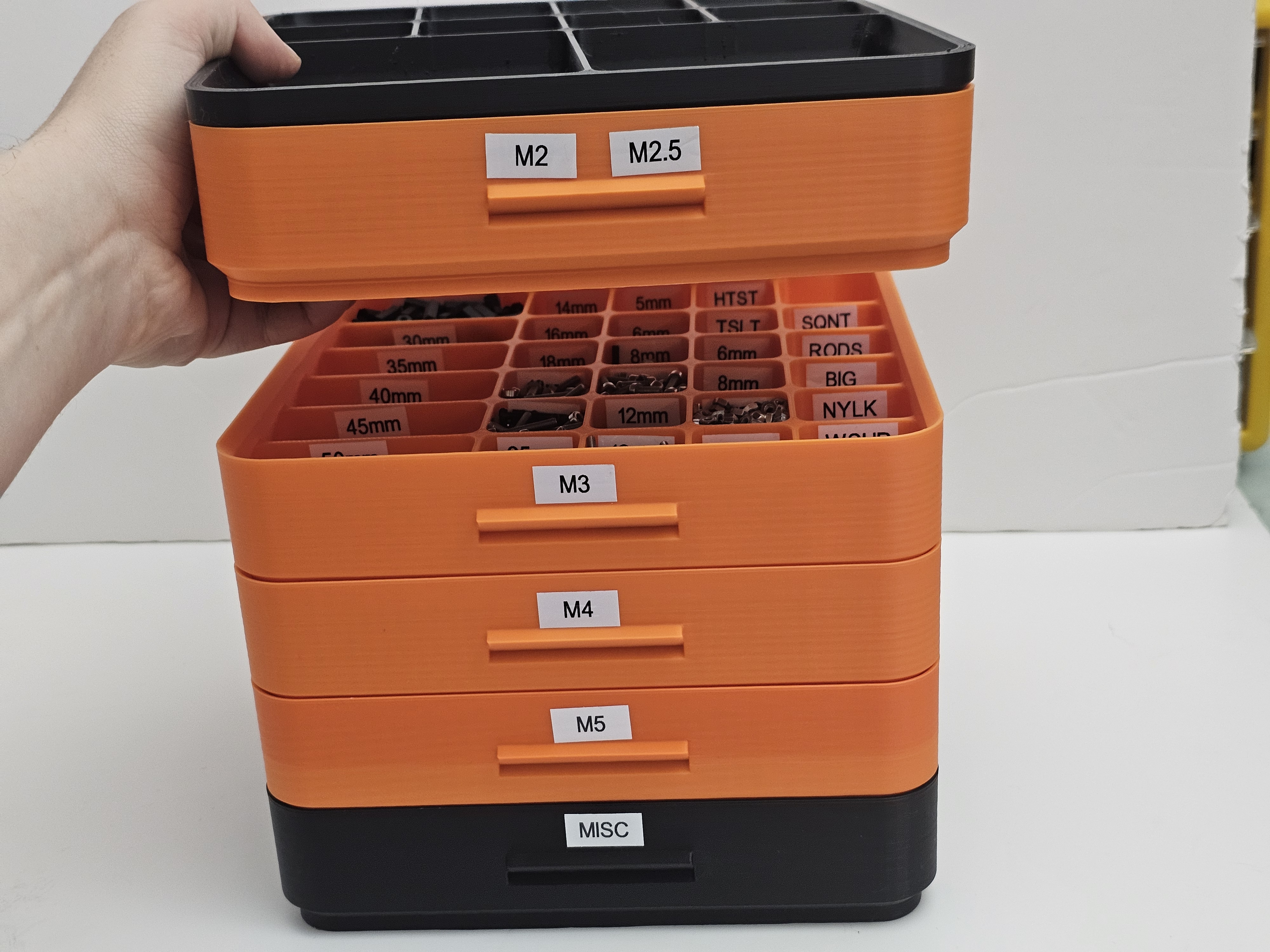Miniatura 15 do modelo 3D Stackable Screw Organiser