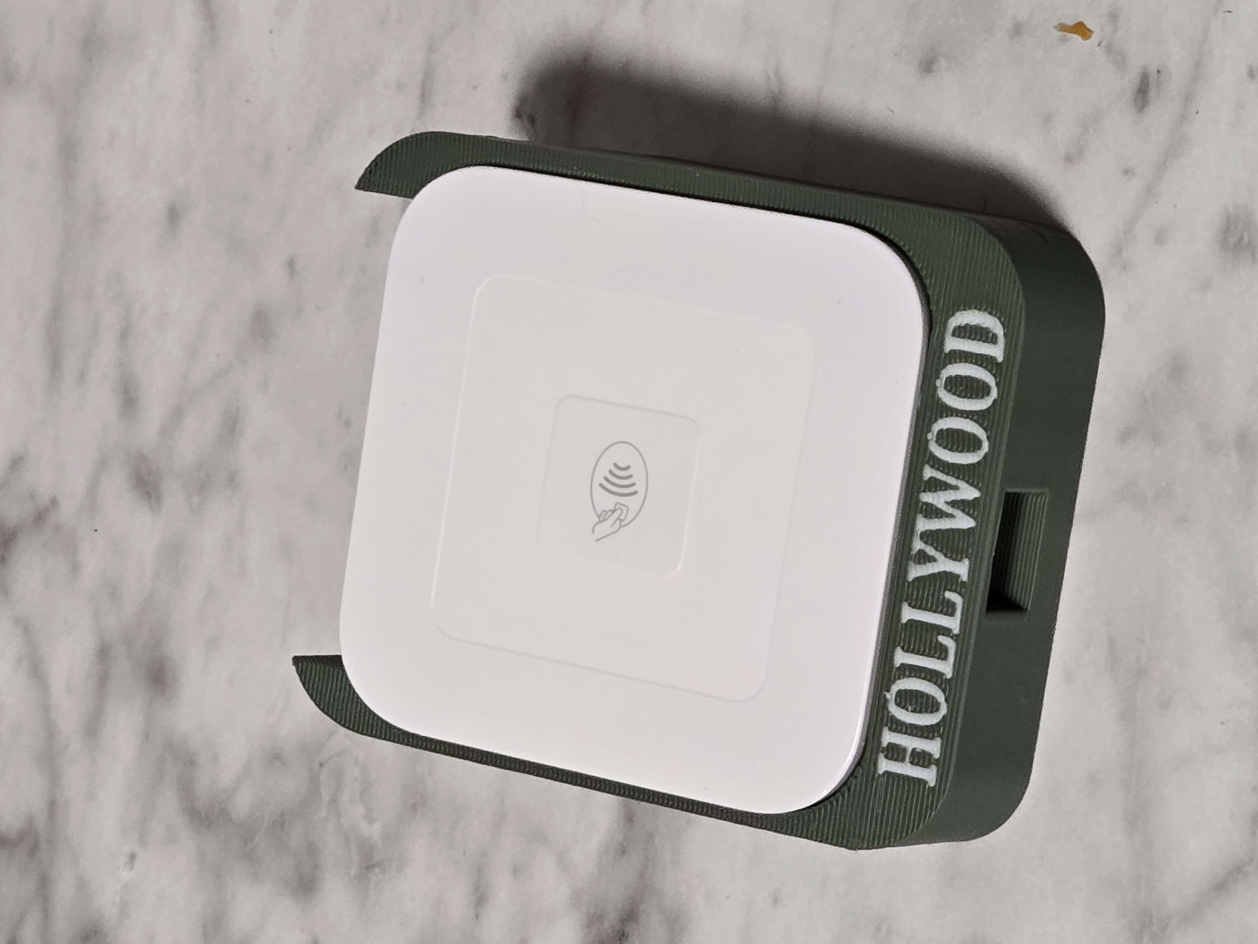 Miniatura 2 do modelo 3D Square Card Reader " Hollywood"