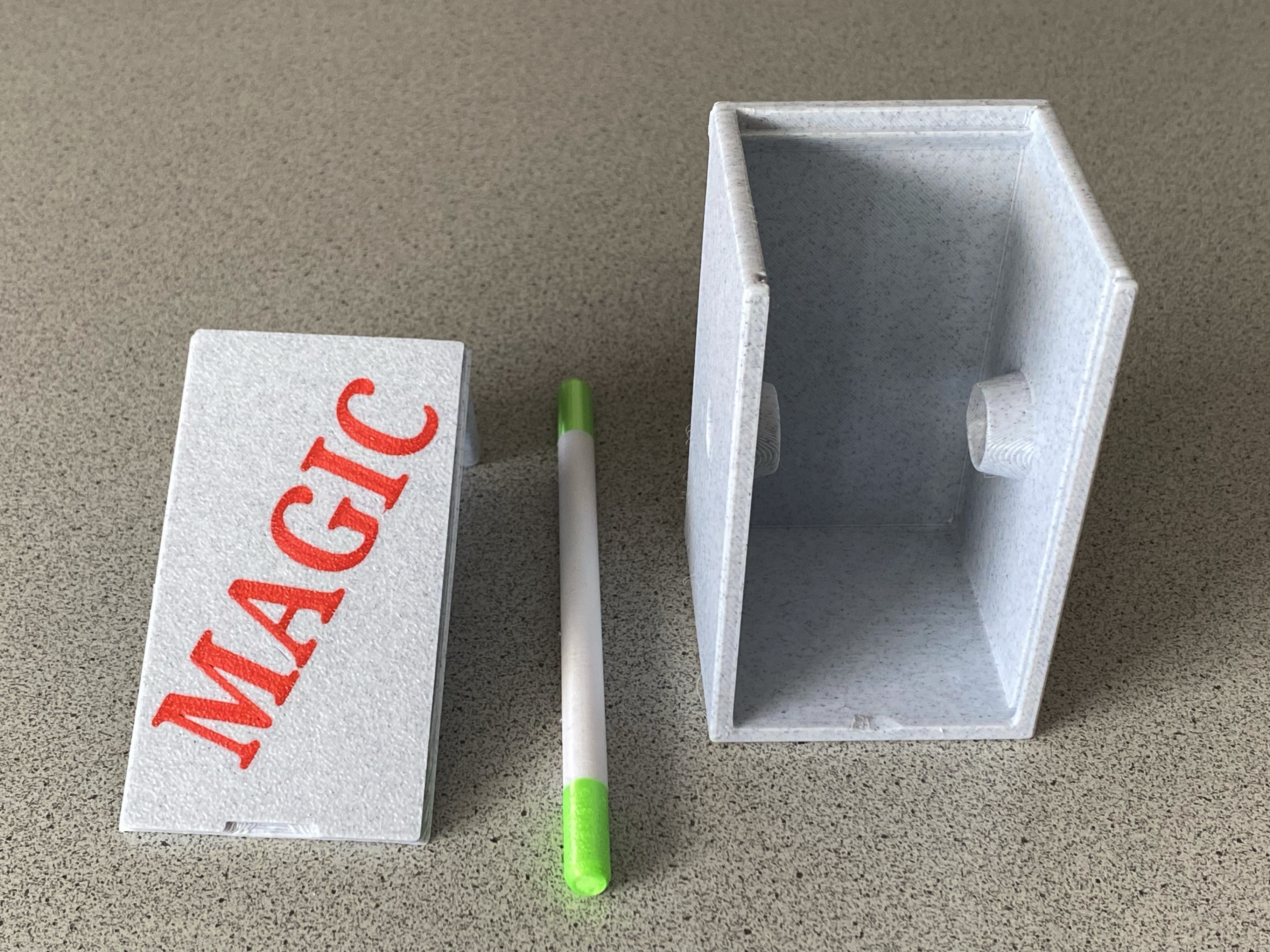 Miniatura 2 do modelo 3D Magic Box with Rod & Ring