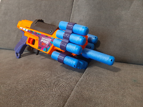 SLUGGER MXL DART HOLDER by DMF