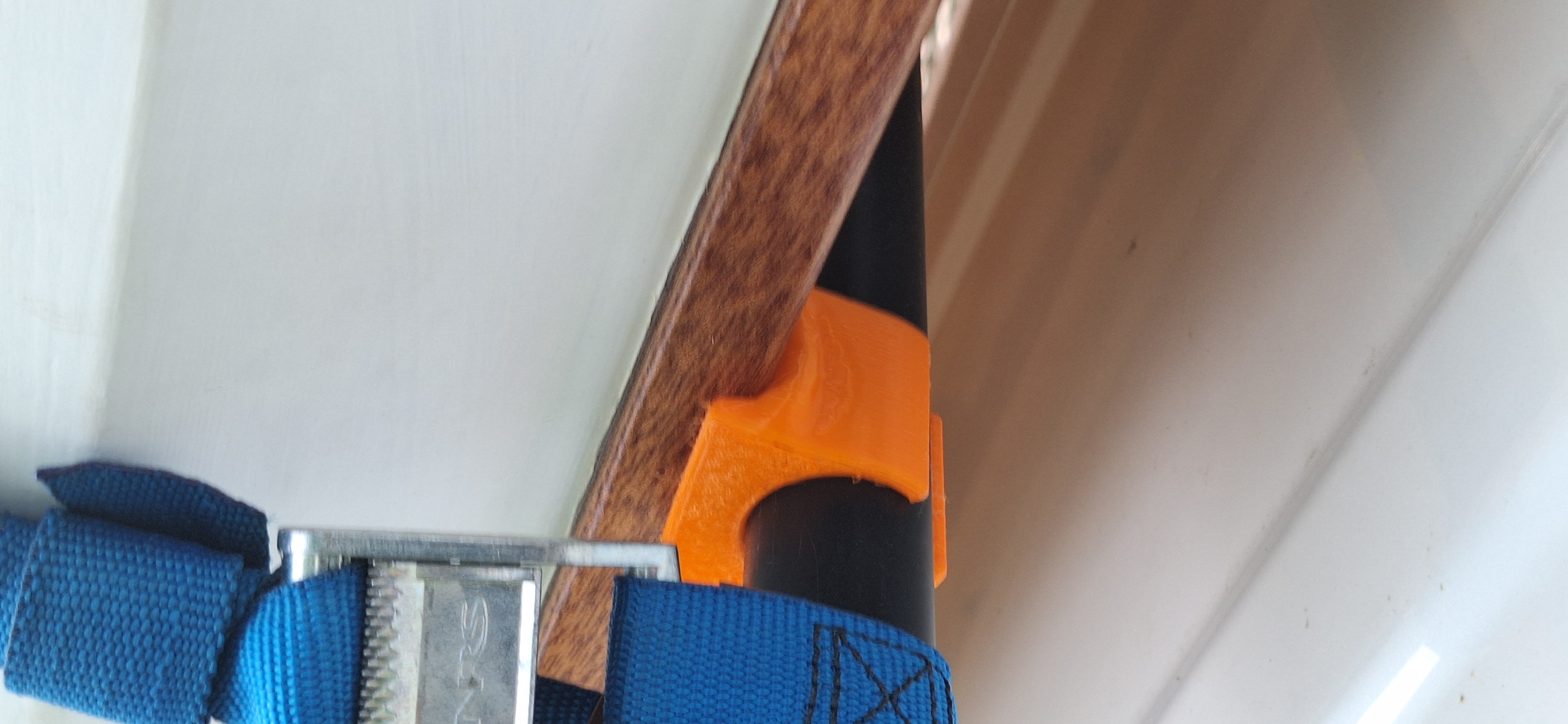 Yakima Round Bar Gunnel (gunwale) grabber