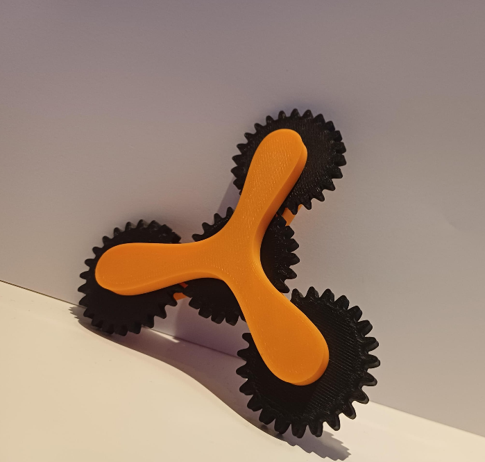 Fun fidget toy with spinning gears
