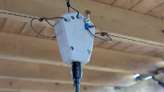 Outdoor 100W antenna current balun box