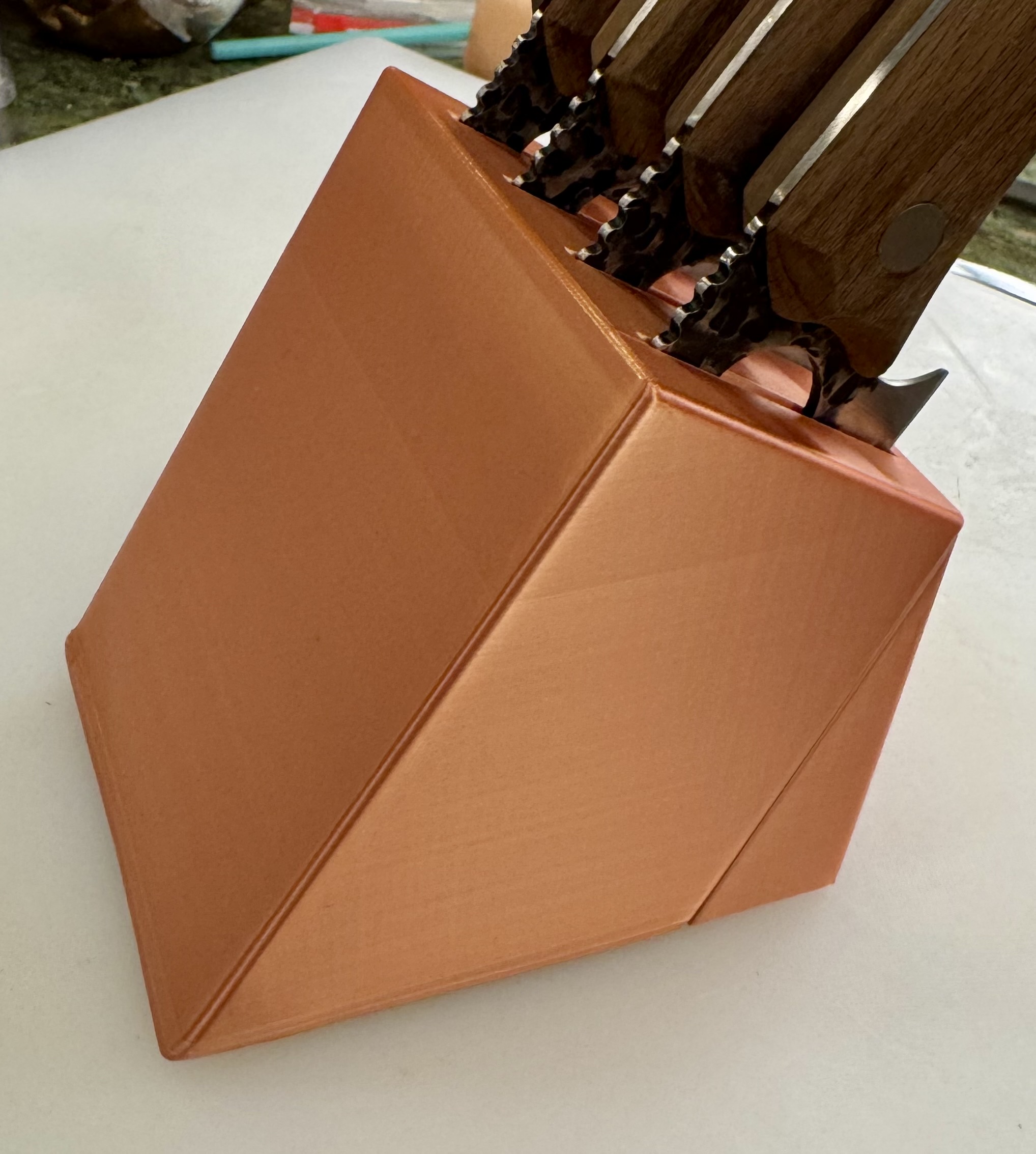 Kitchen knife block