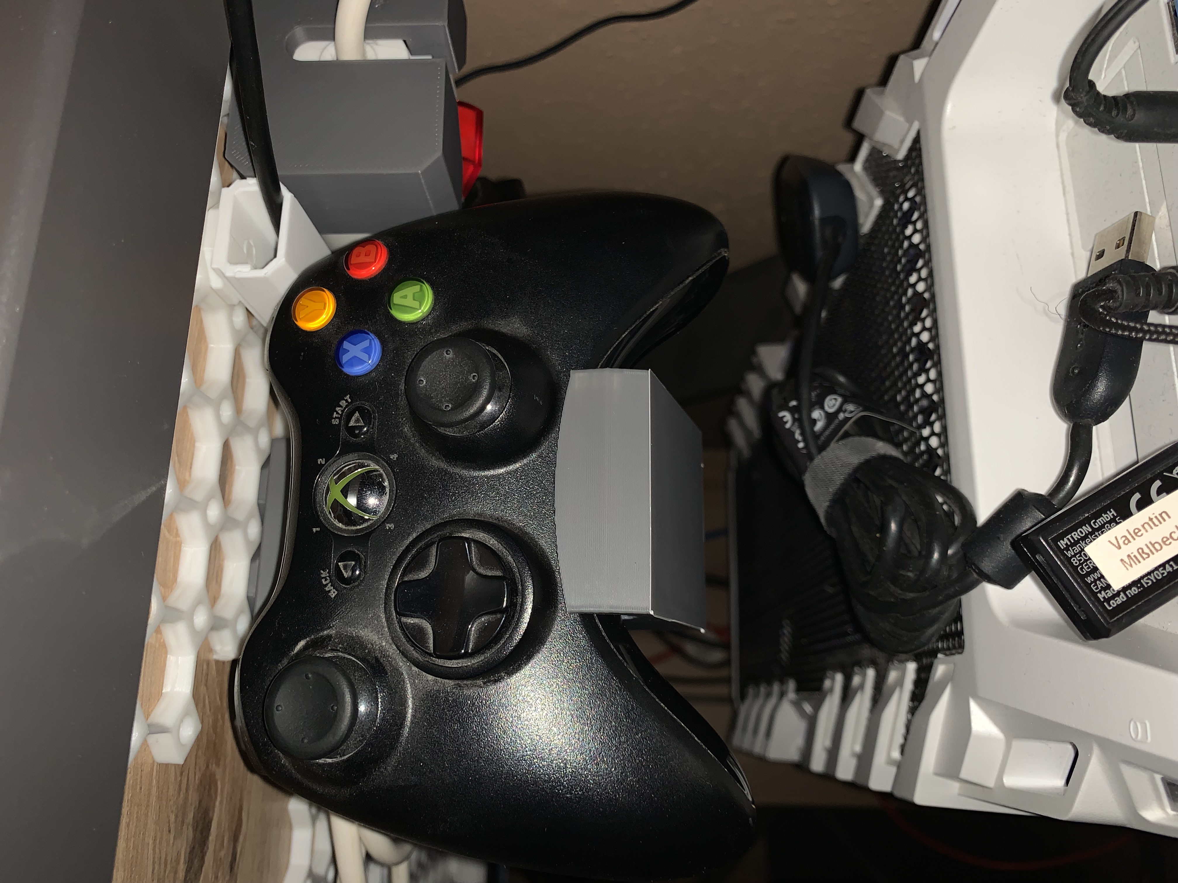 Miniatura 4 do modelo 3D Xbox 360 Controller Mount for Multiboard