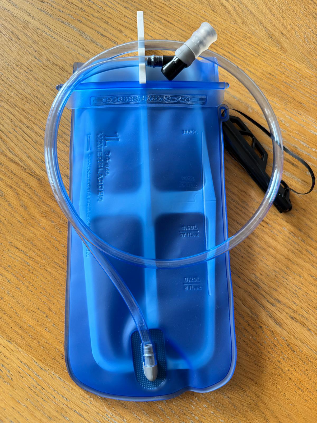 Miniatura 2 do modelo 3D Hydration Bladder Dryer