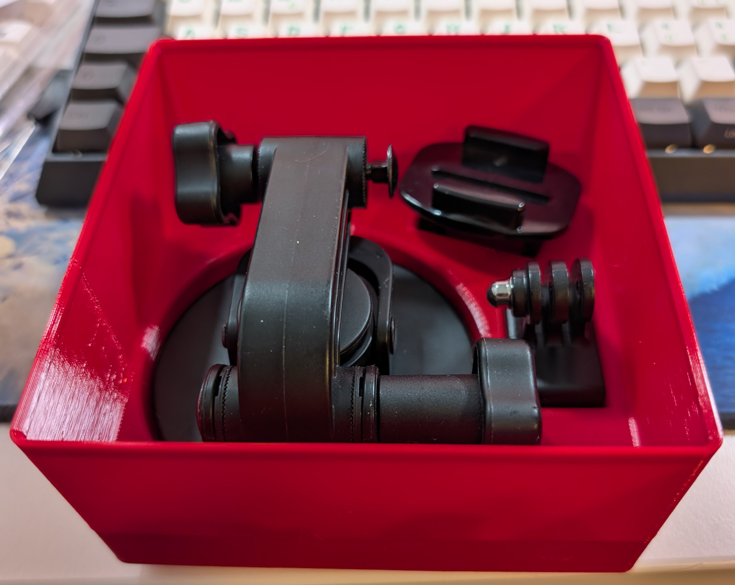 Gridfinity box for Go Pro Suction cup