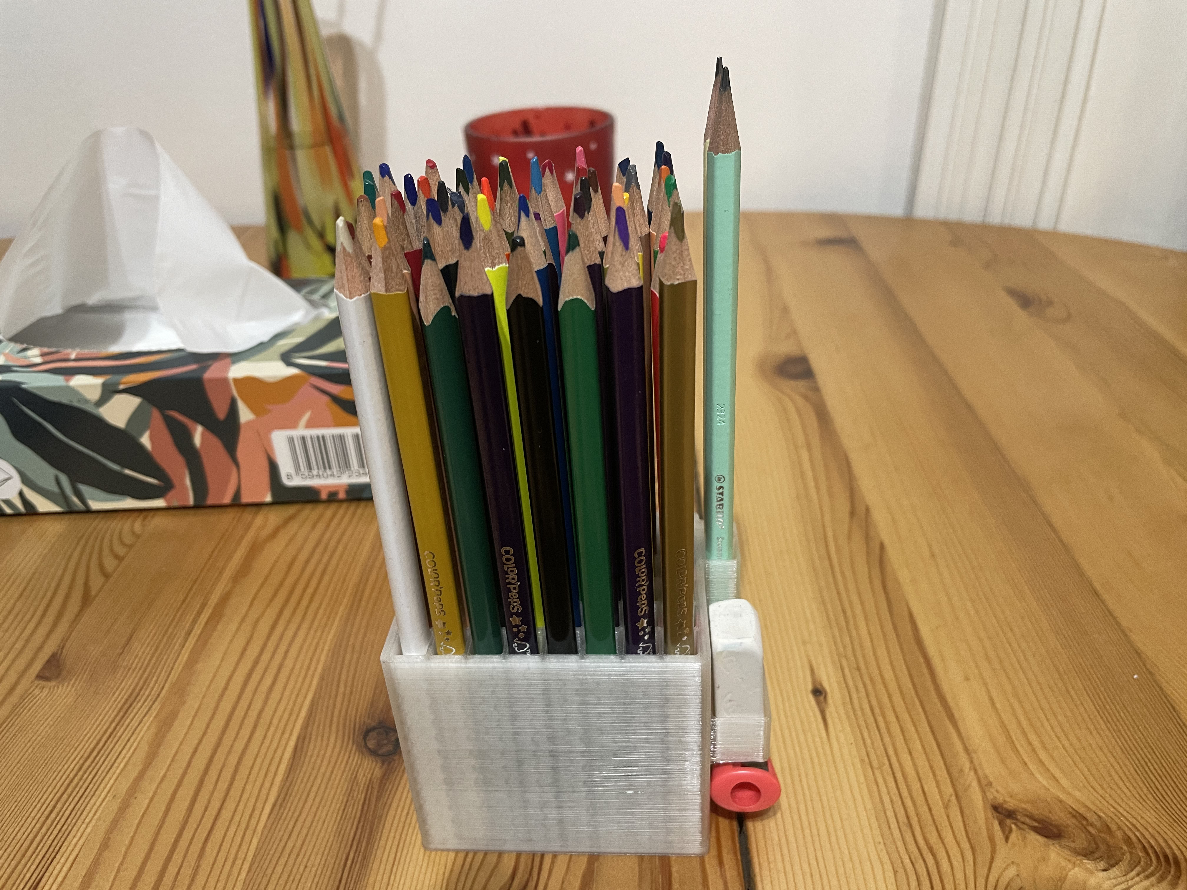 colored pencil stand (48+2 pencils) with pencil eraser slot and pencil sharpener magnetic holder #freecad — thumbnail 2