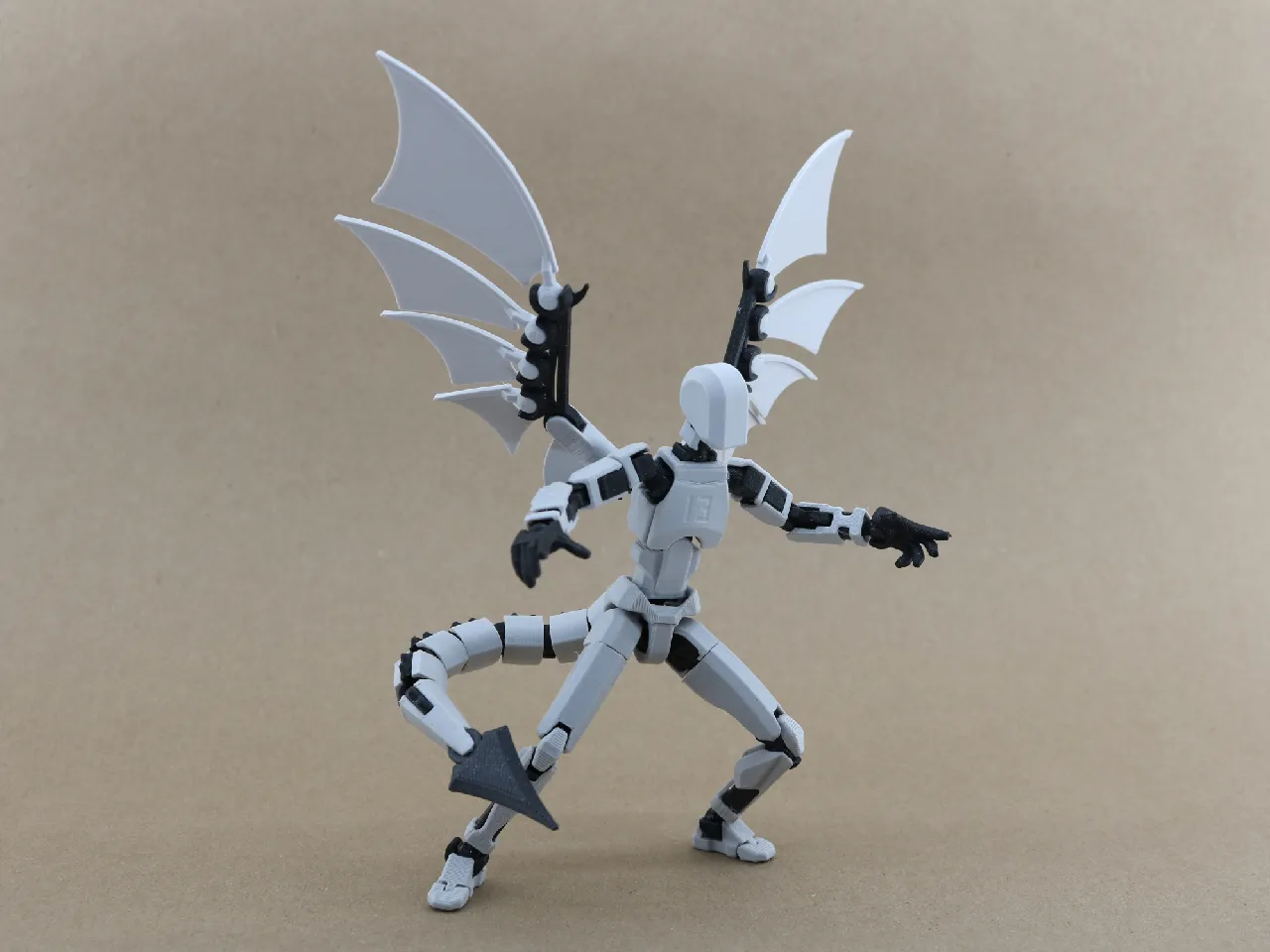 Dragon action figure by soozafone | Download STL model