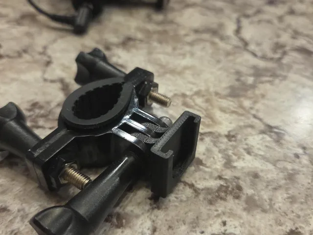 Cold shoe adapter for GoPro
