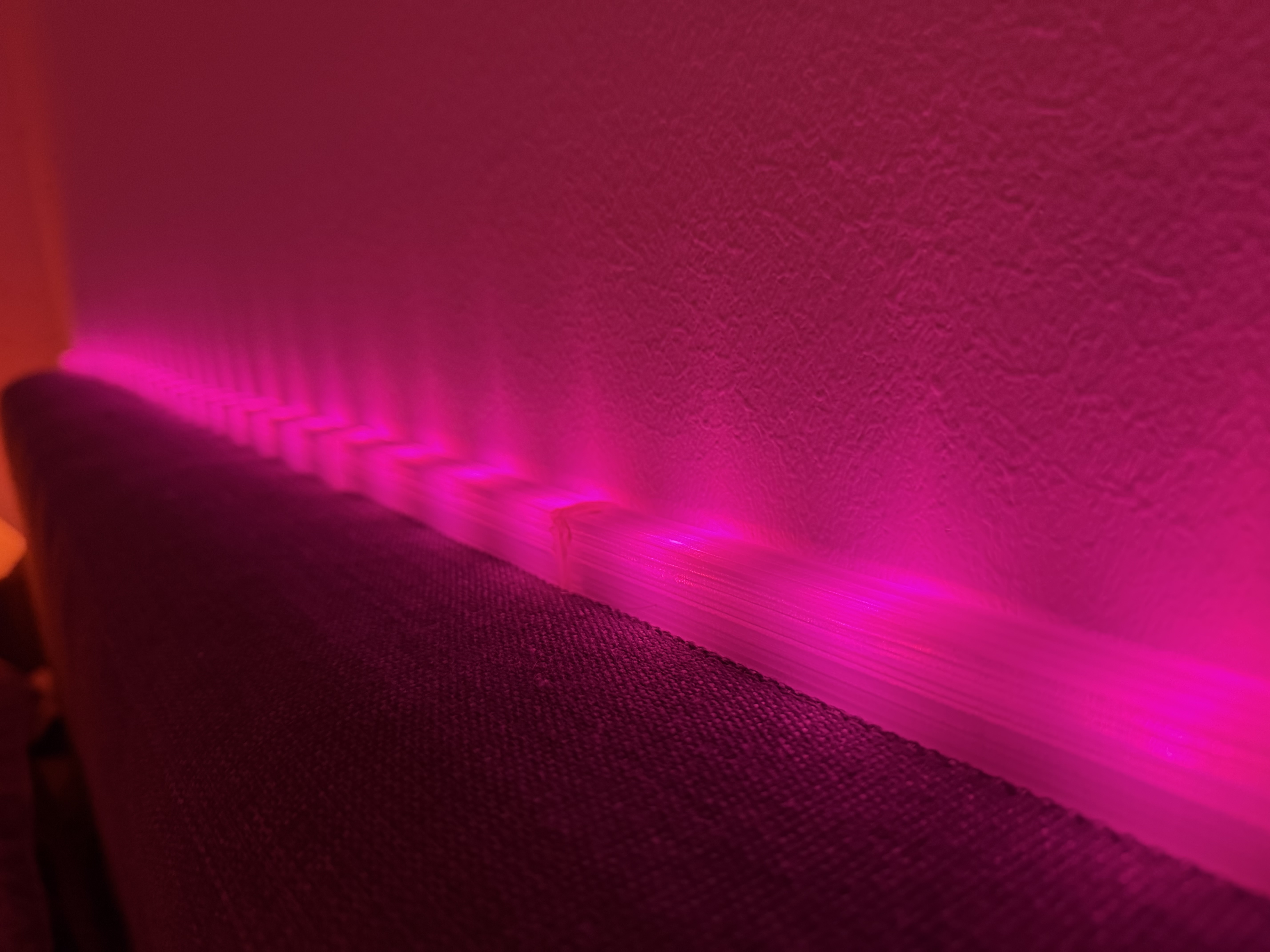 Headboard light strip diffusor — thumbnail 2