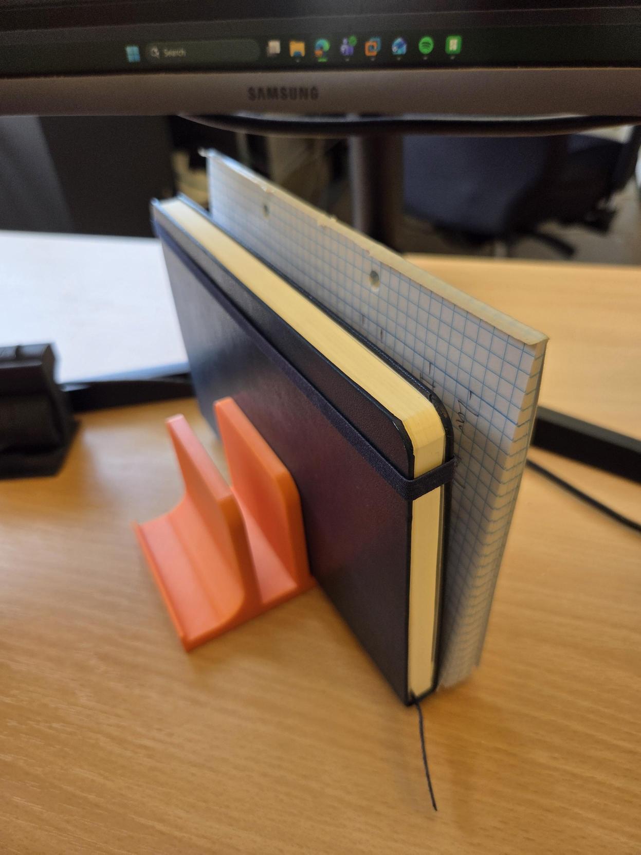 Notebook holder w. phonestand